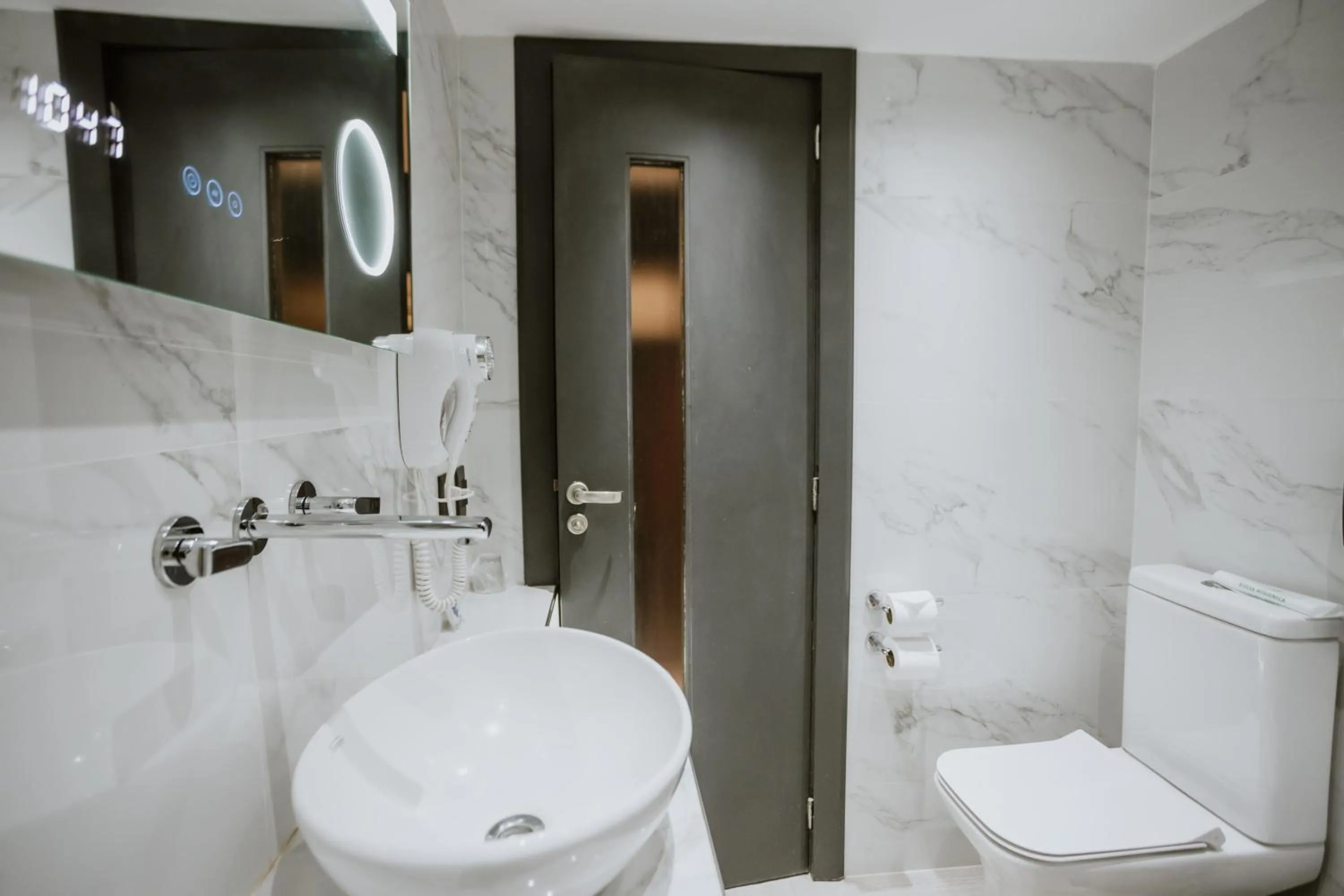 Toilet in Hotel Club del Golf