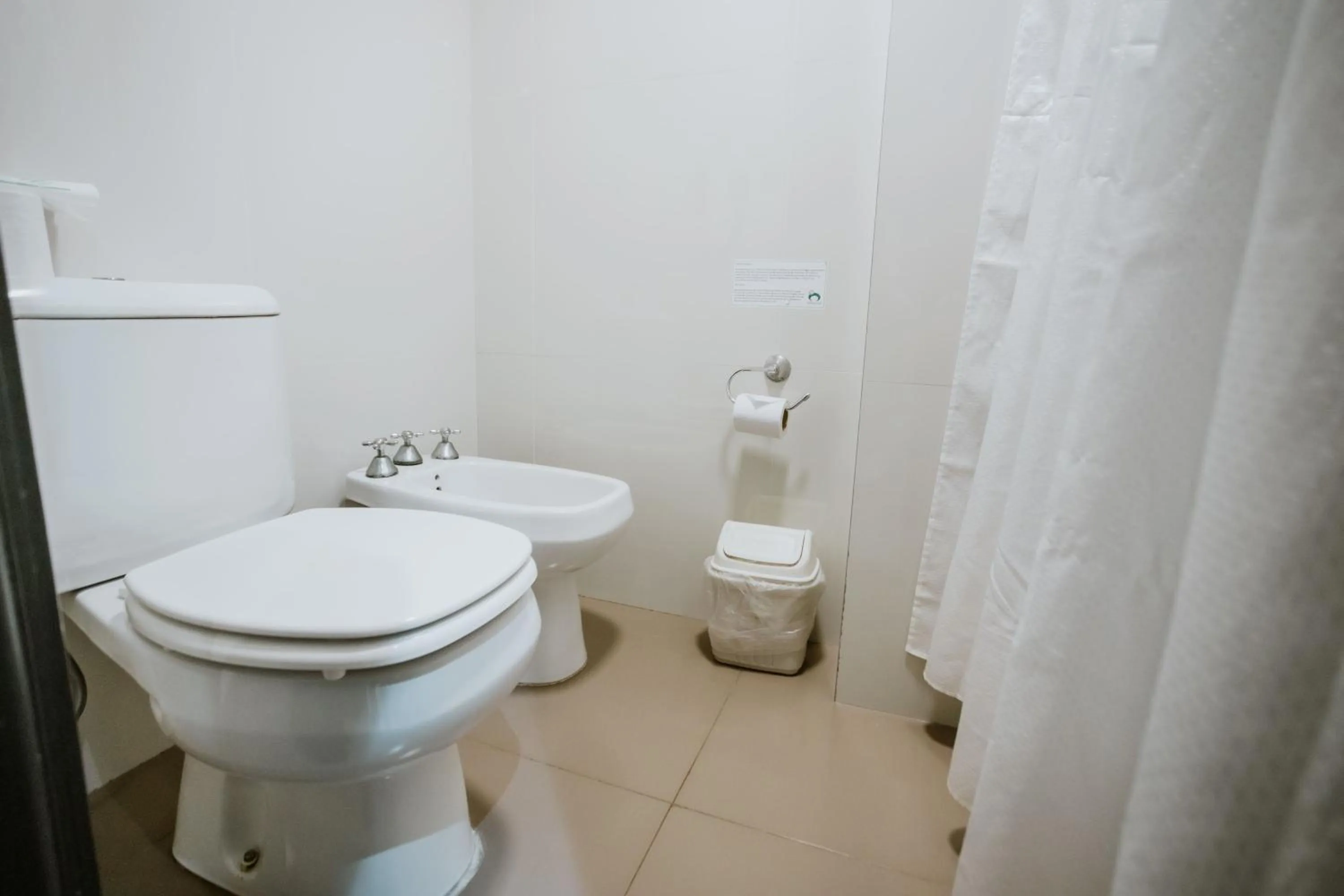 Toilet in Hotel Club del Golf