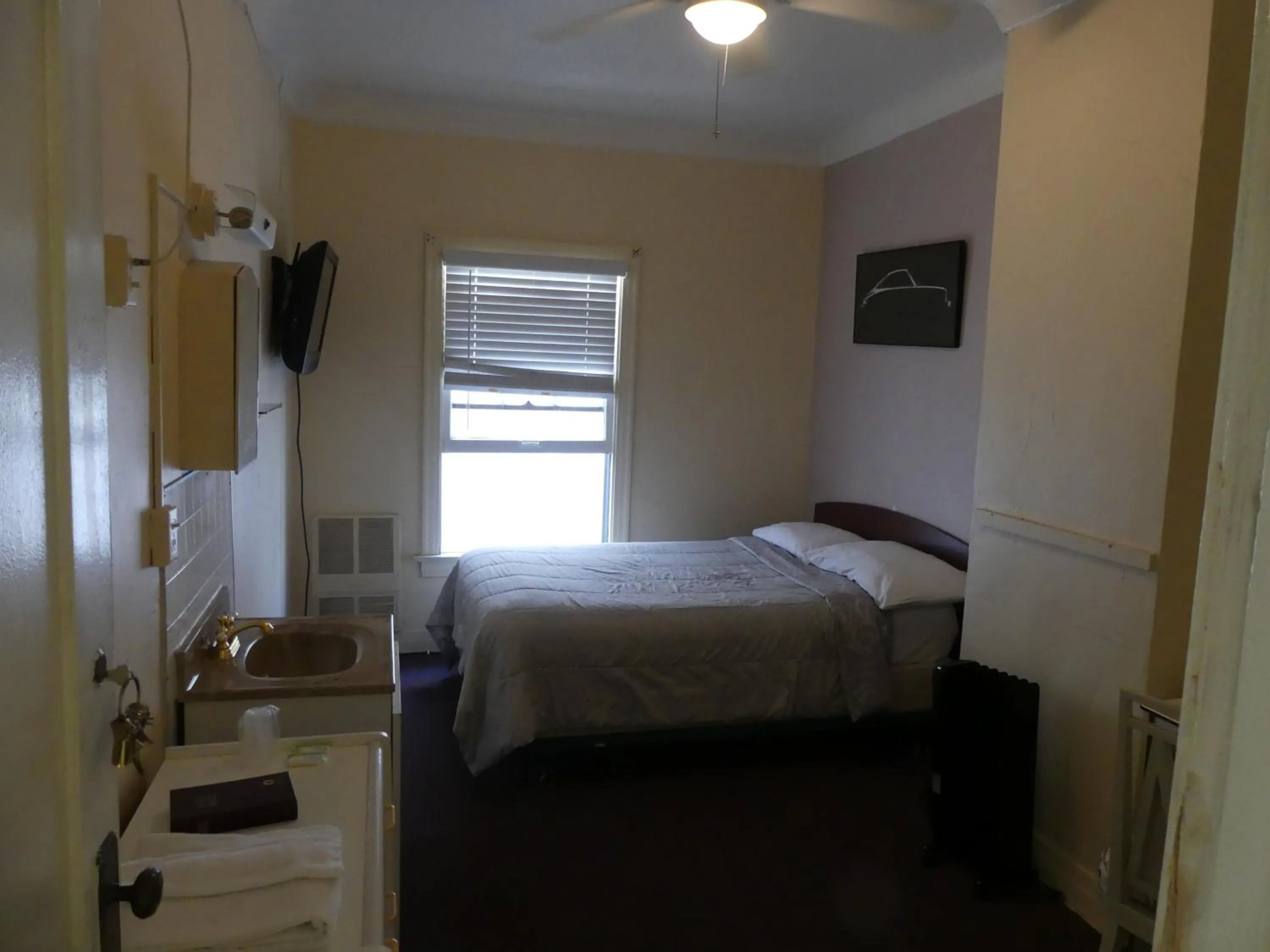 Bed in Hotel del Flores