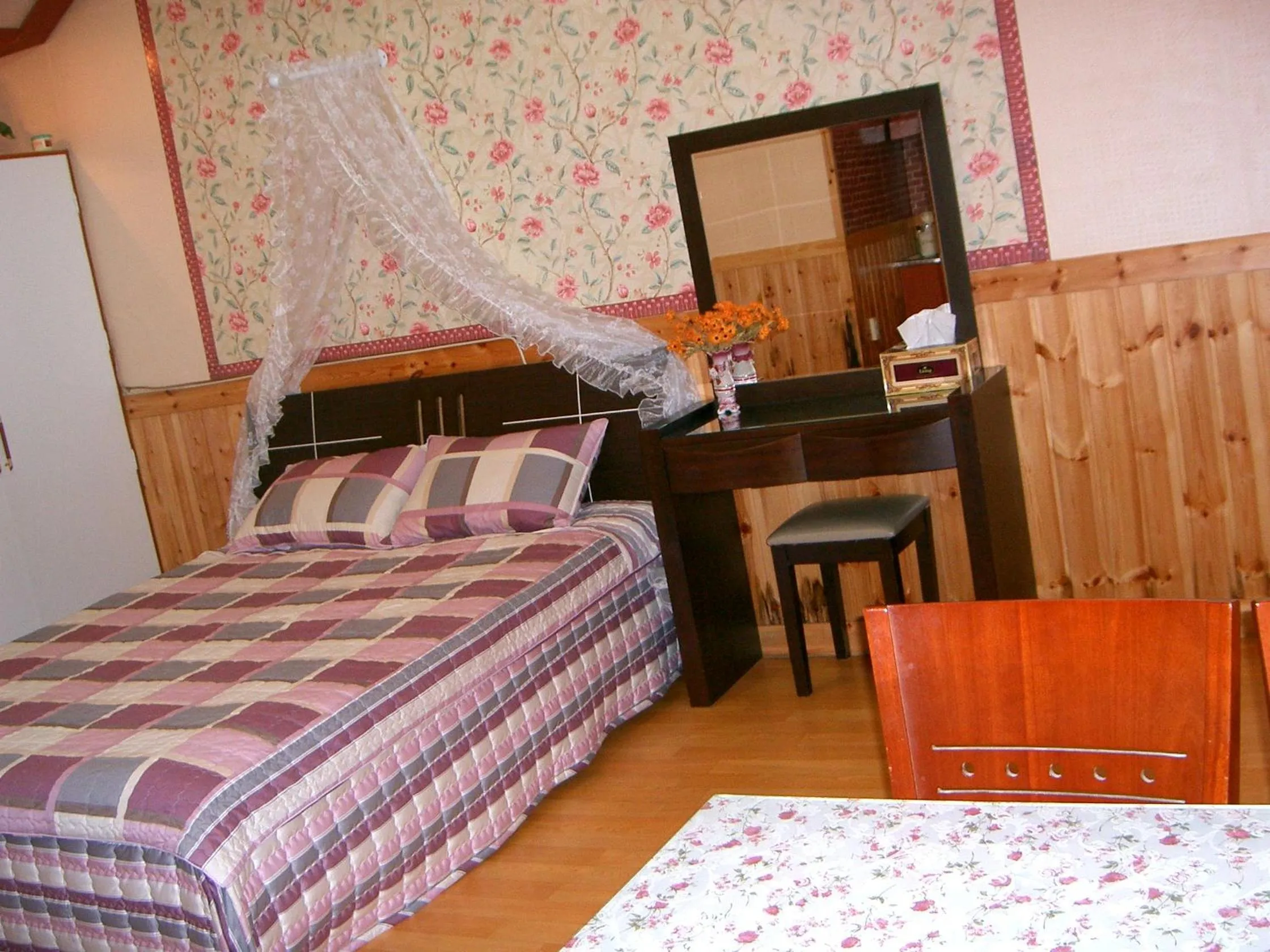 Bed in Nadeuri Pension