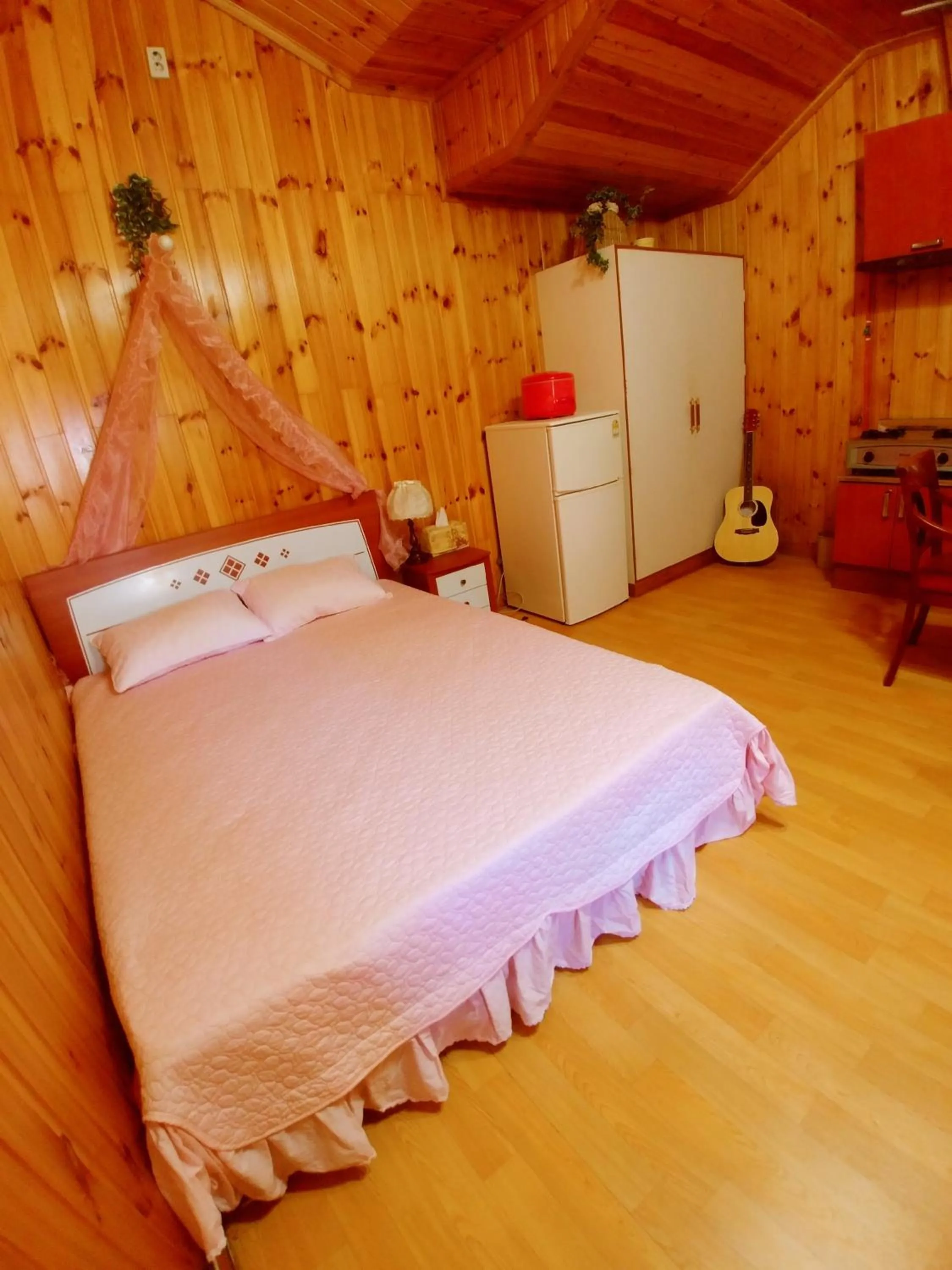 Bed in Nadeuri Pension