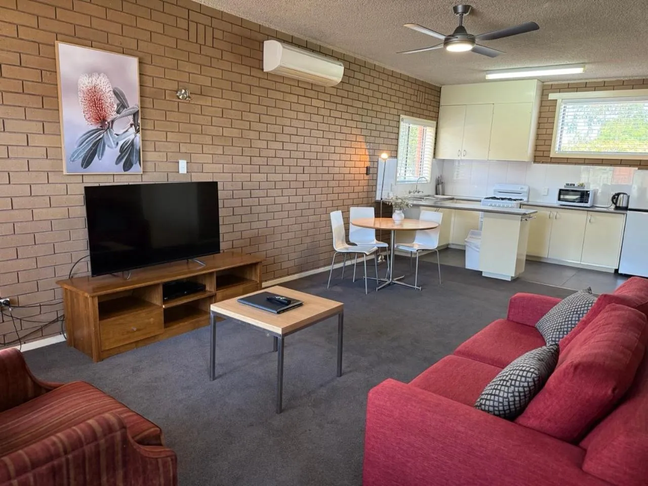 View (from property/room) in Parkview Motor Inn and Apartments