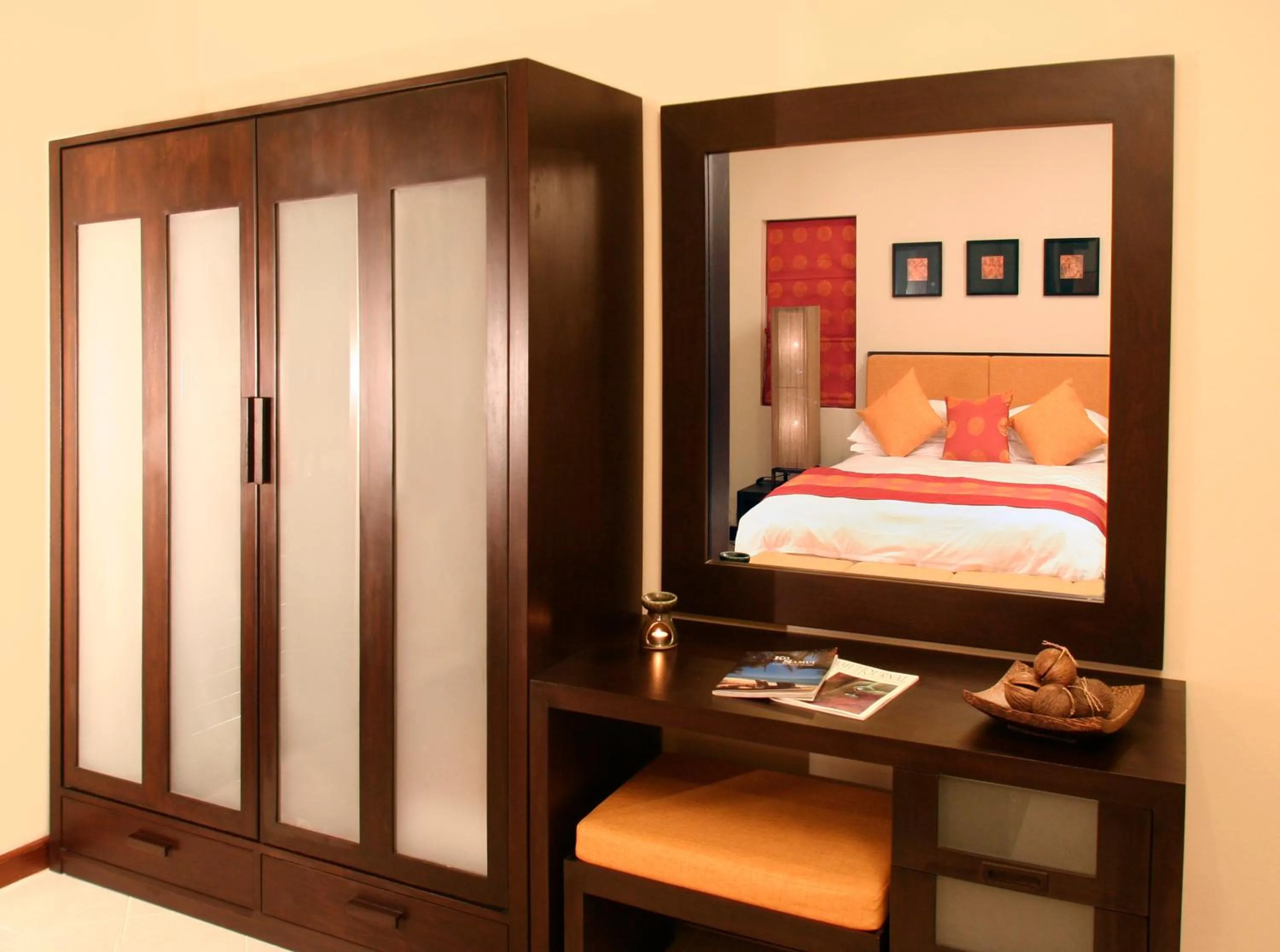 Photo of the whole room, Bed in The Gardens