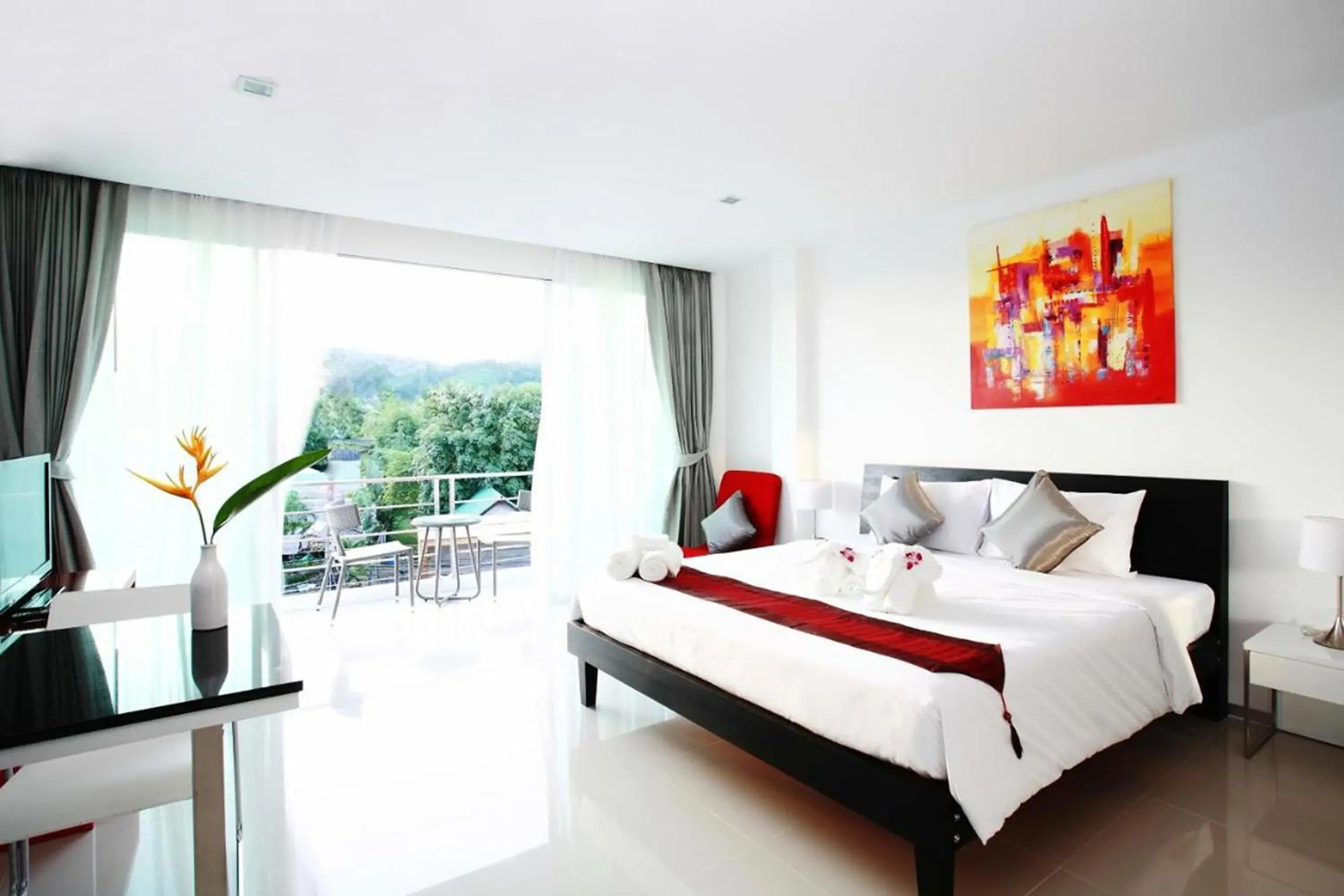 Deluxe Double Room in One World One Home Naiharn Hotel Deluxe Double Room in One World One Home Naiharn Hotel