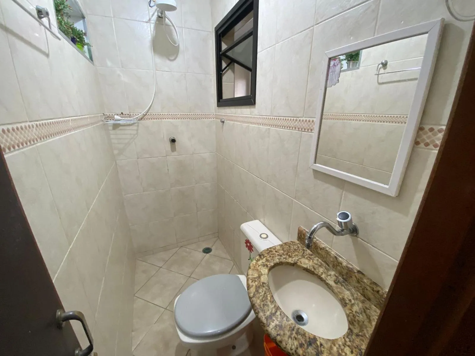 apto lindo 2 dor piscina AR internet 102 B