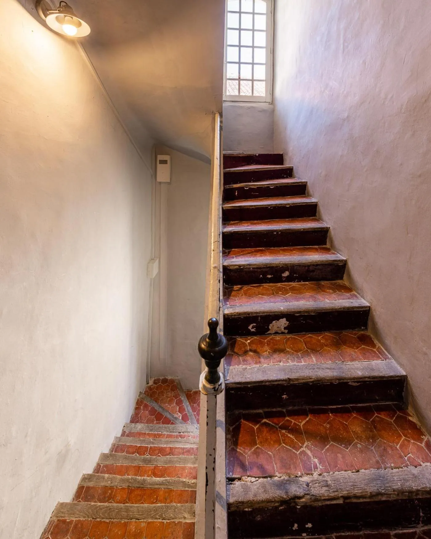Lobby or reception in LE PANIER ENCHANTÉ - Suites & Loft - Terrasse et patio au dessus du Vieux Port