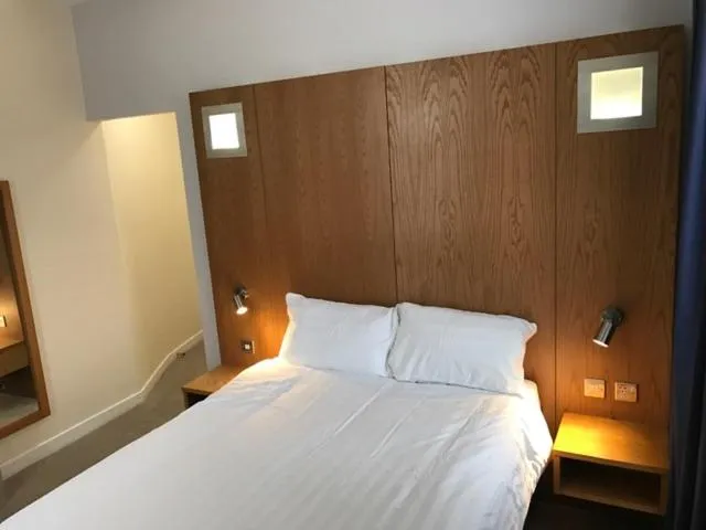 Bed in Corona Hotel Rotherham Sheffield Meadowhall