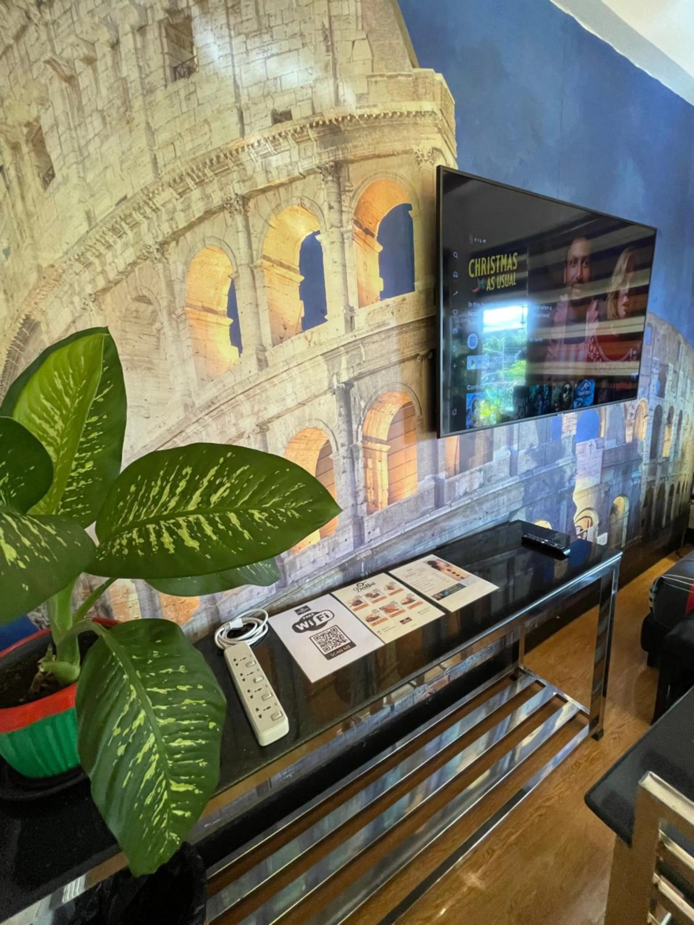 TV and multimedia in Italy Condotel Darasa