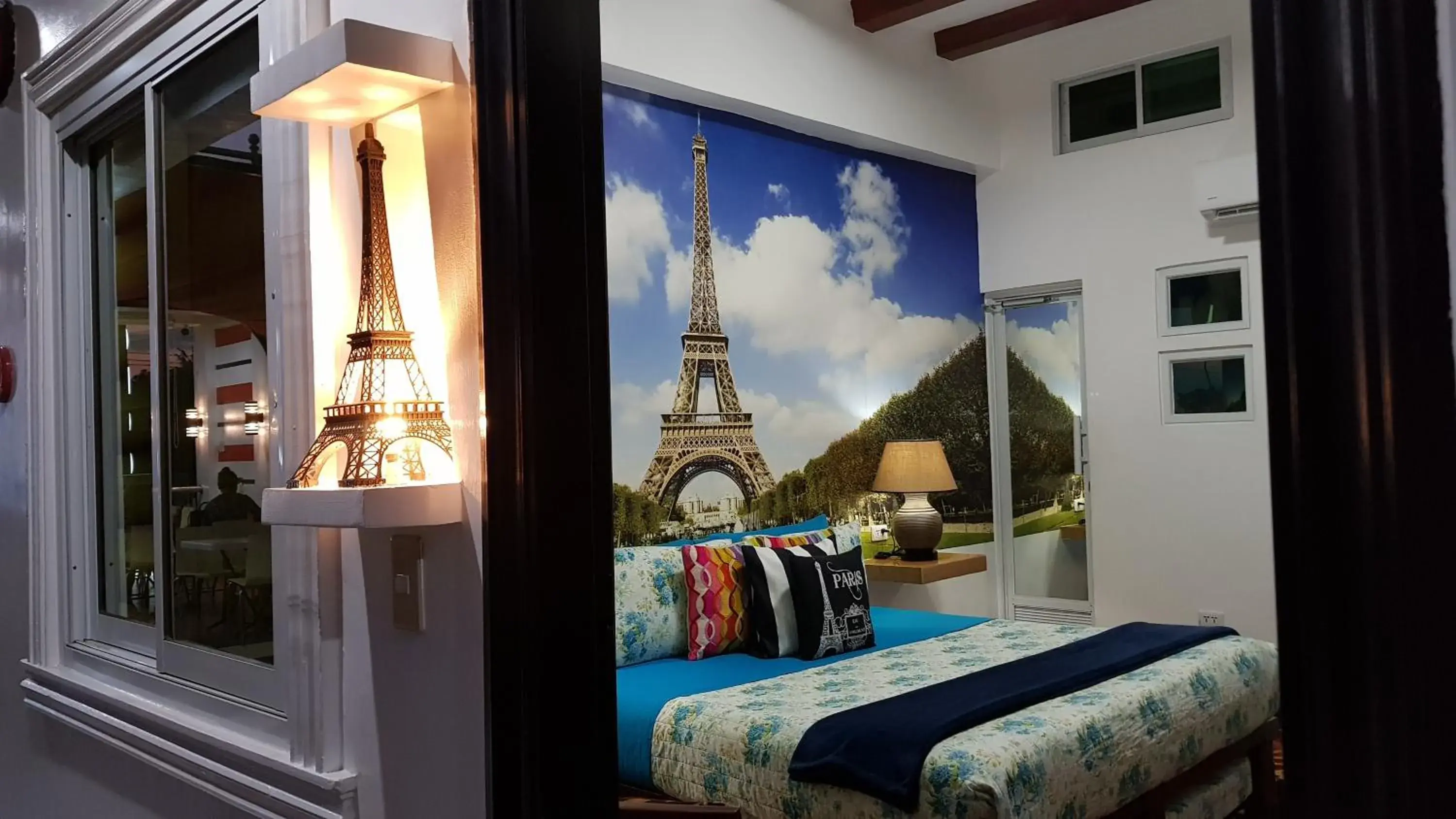 Deluxe King Room in Italy Condotel Darasa Deluxe King Room in Italy Condotel Darasa