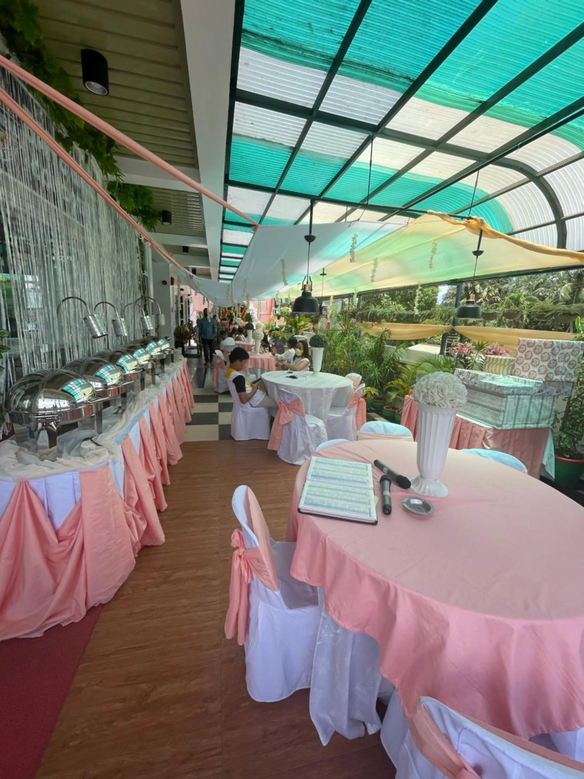 Banquet/Function facilities in Italy Condotel Darasa