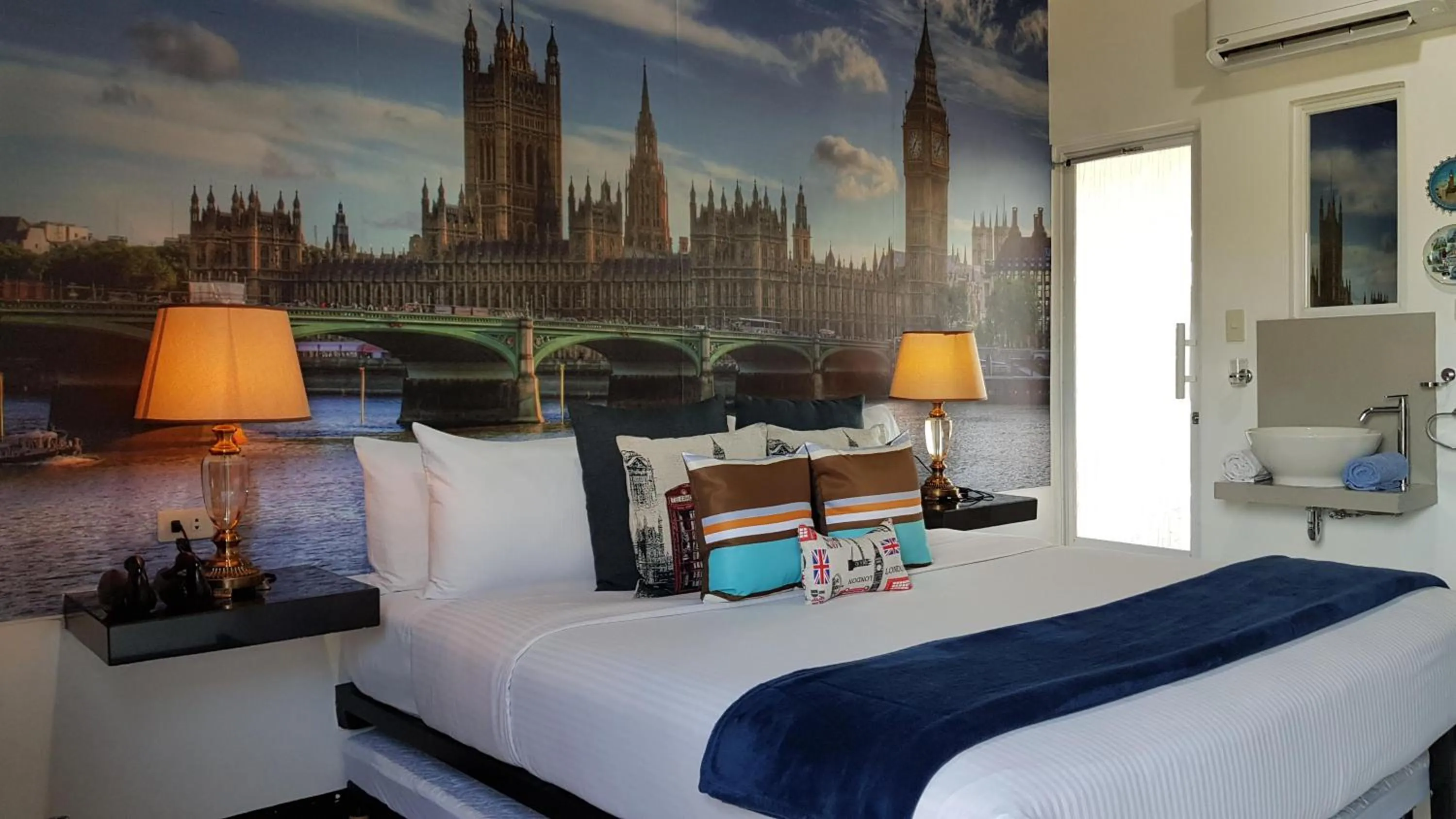 Bedroom, Bed in Italy Condotel Darasa