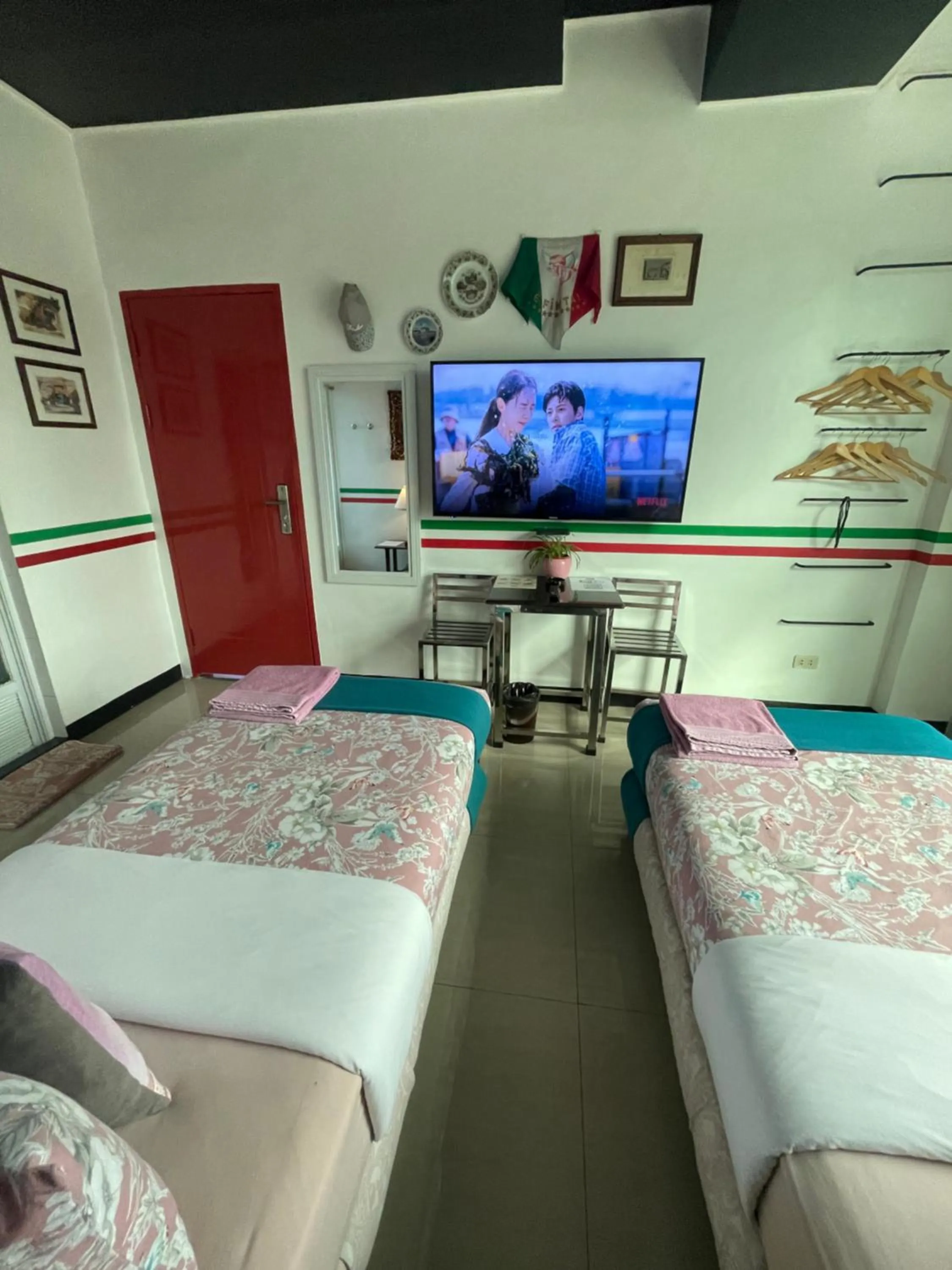 TV and multimedia, Bed in Italy Condotel Darasa