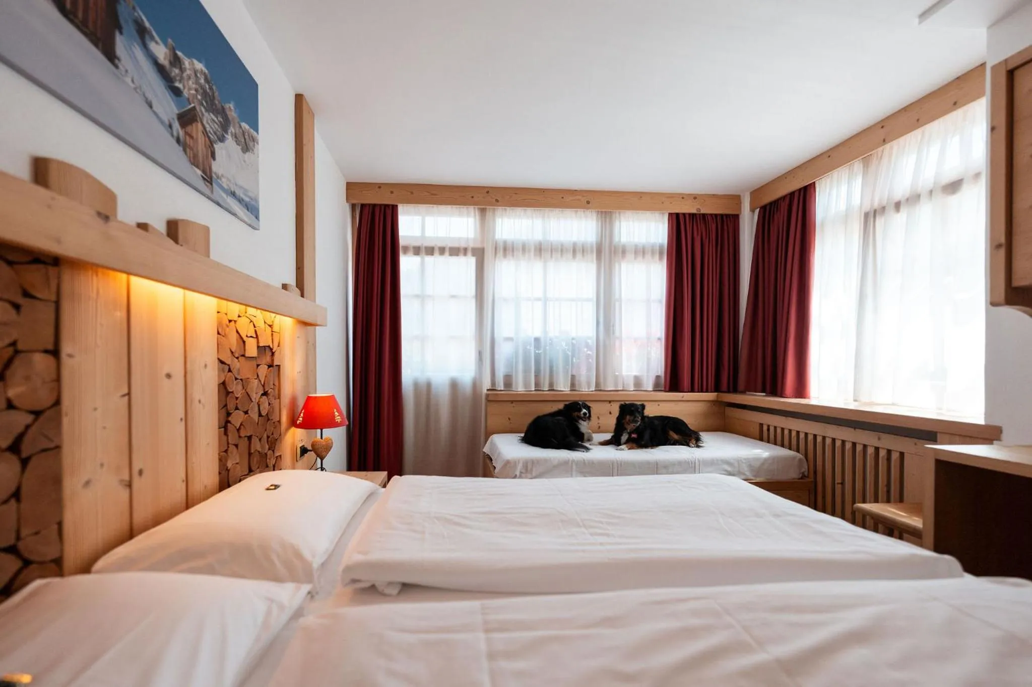 Bedroom, Bed in Hotel Piedibosco