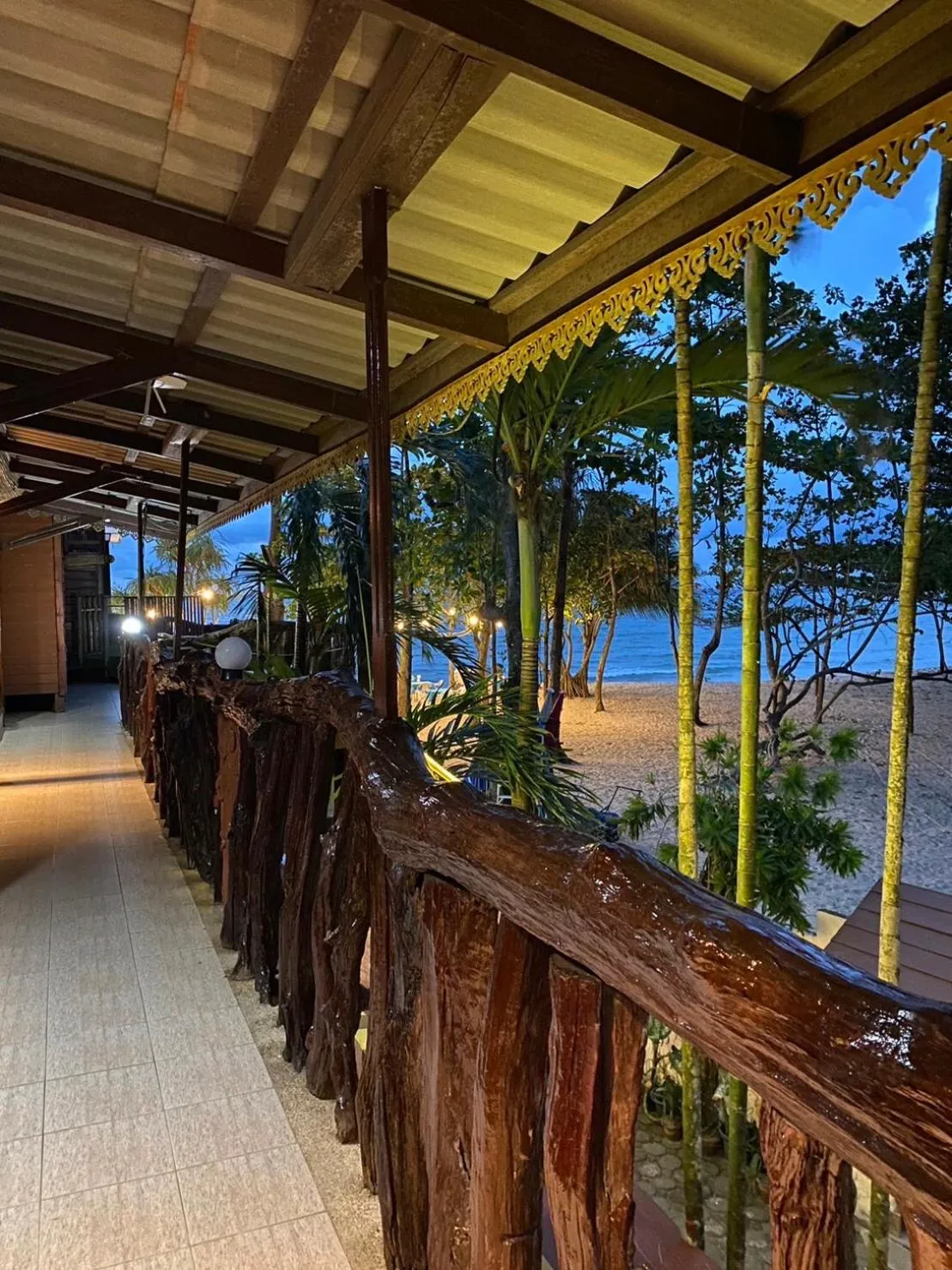 Ruan Mai Naiyang Beach Resort