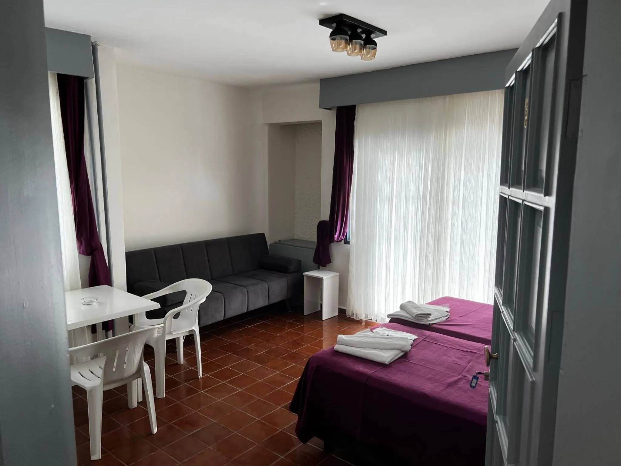 Bed in Andy's Apart Hotel