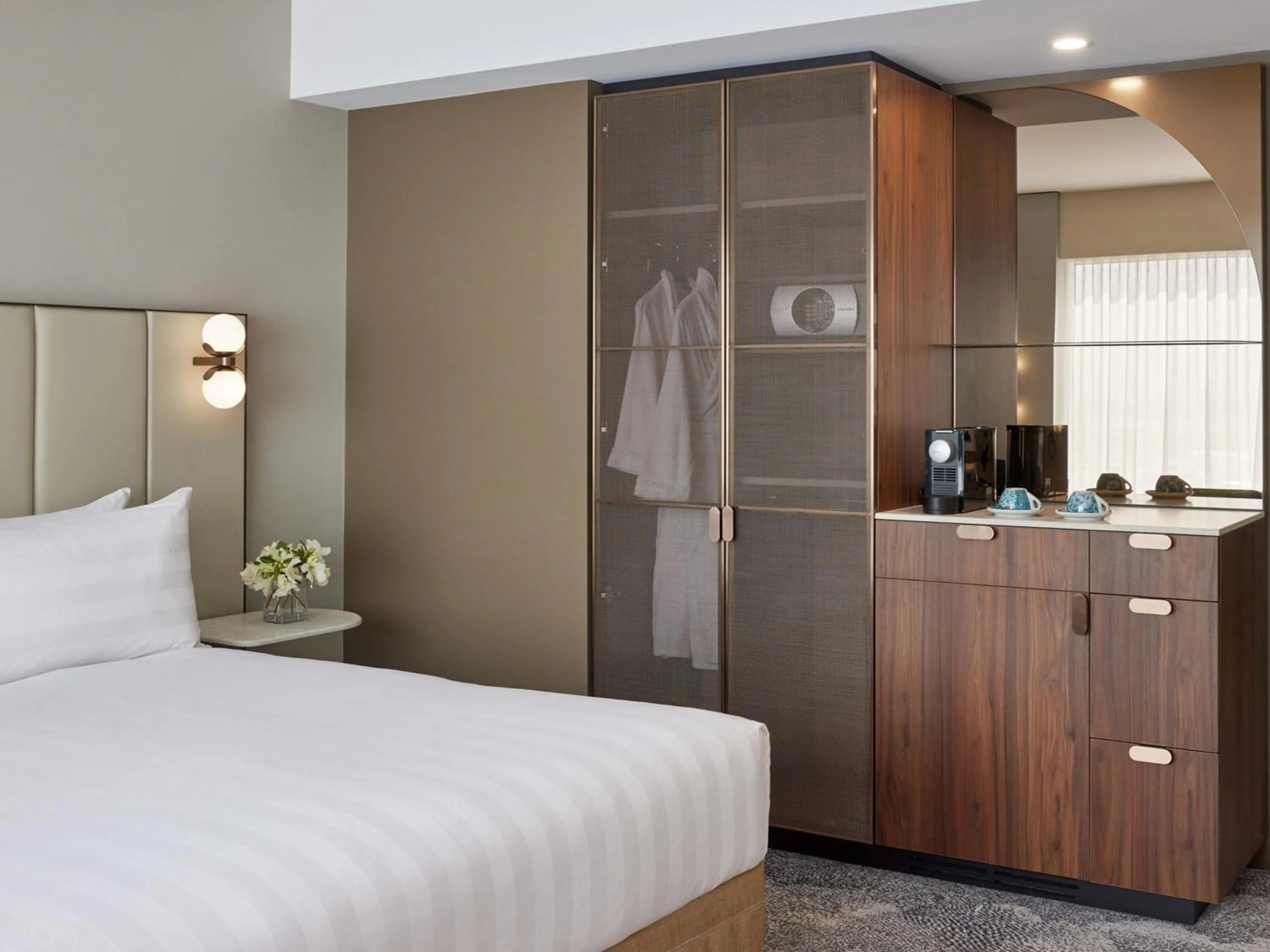 Bedroom, Bed in PARKROYAL Melbourne Airport
