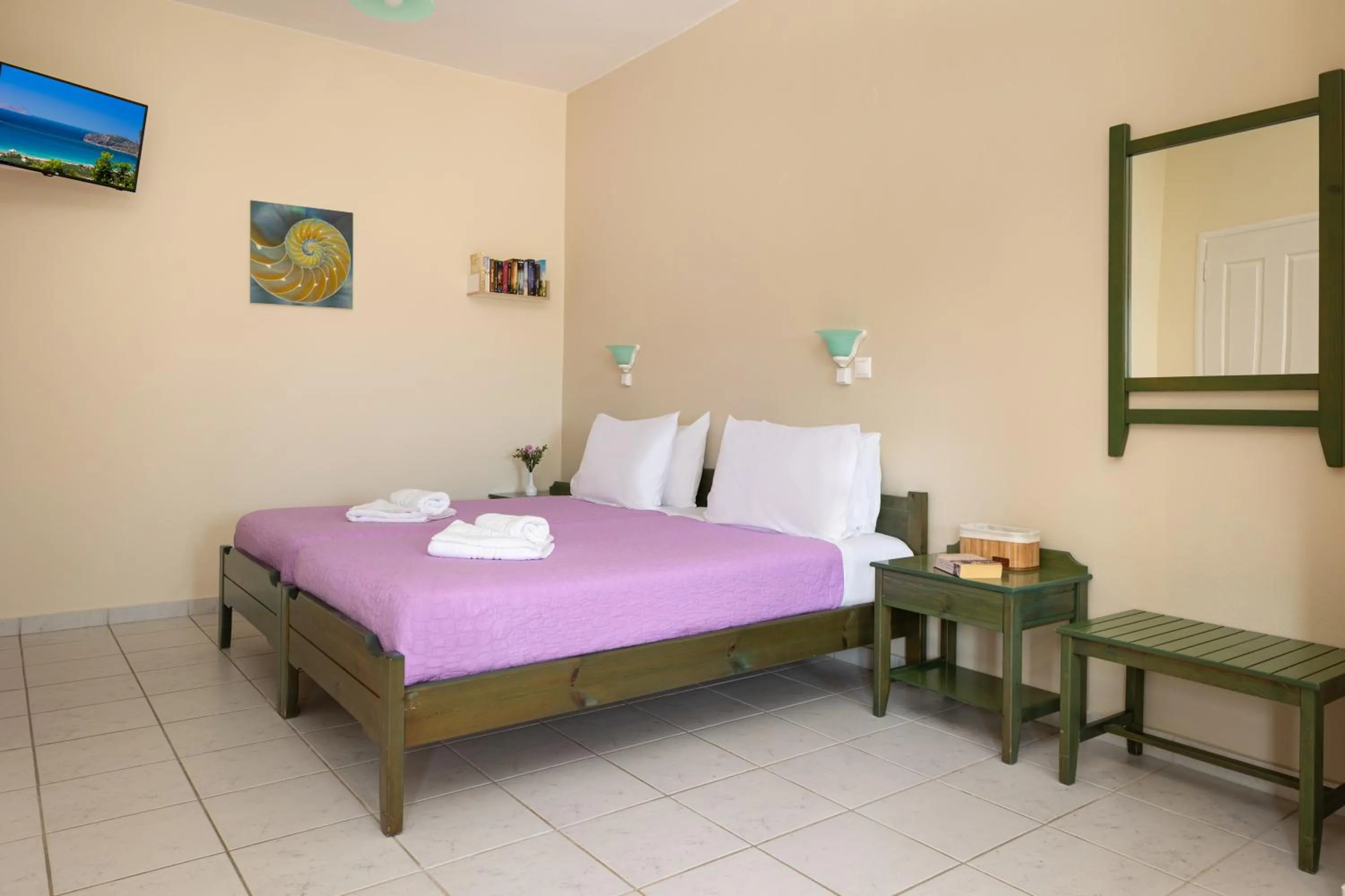 Photo of the whole room, Bed in Armonia Apartments