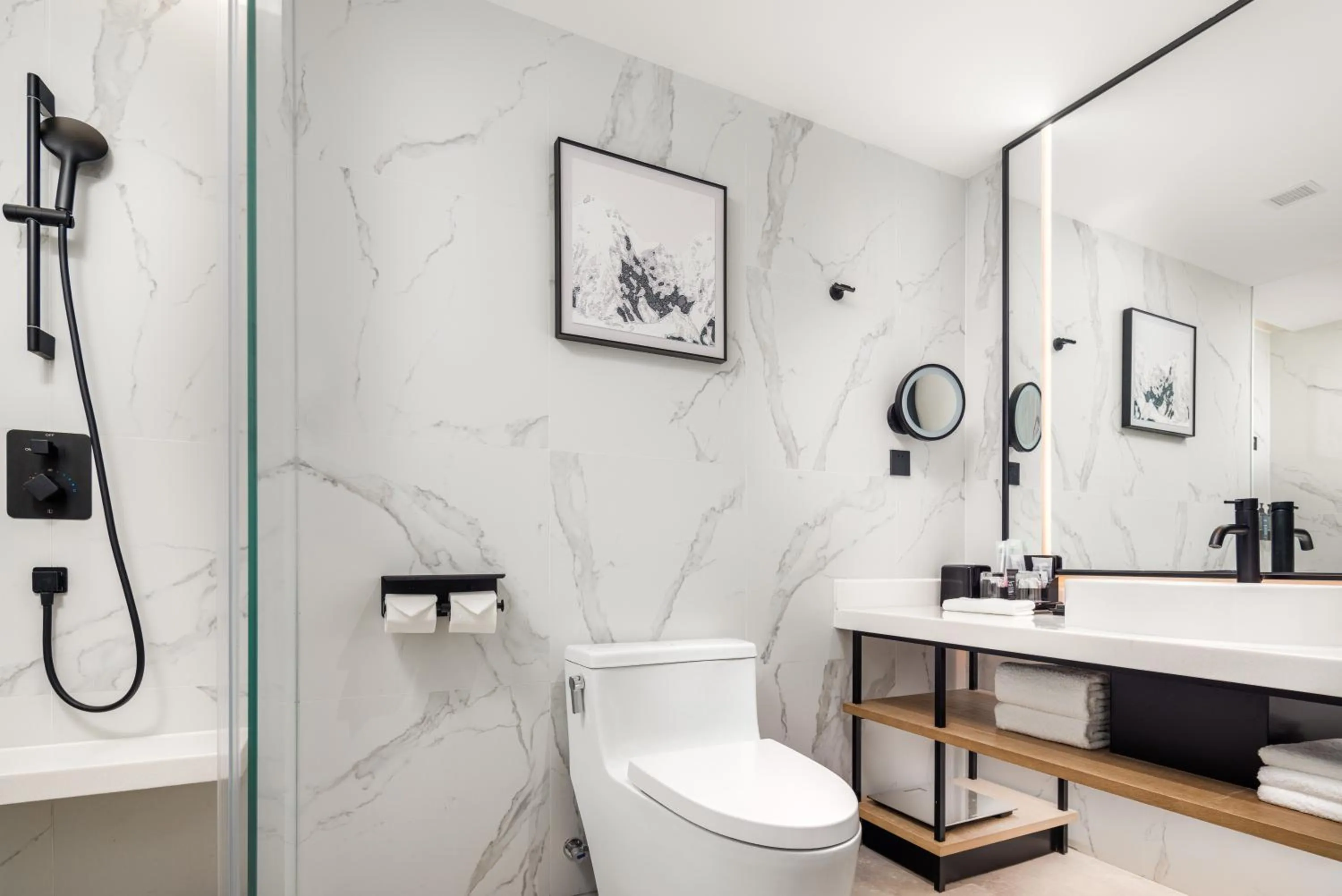 Toilet in Sheraton Chengdu Lido Hotel