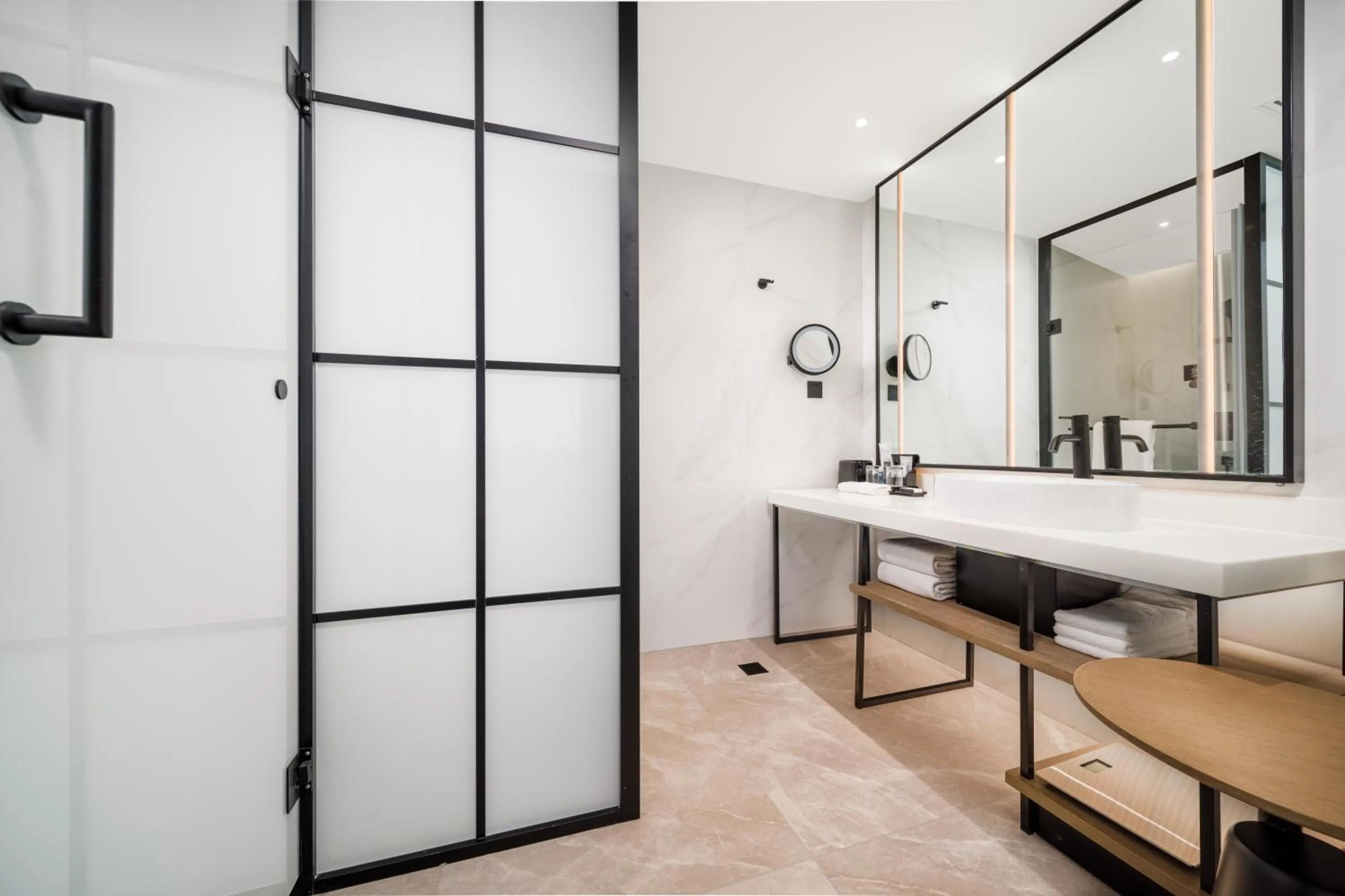 Toilet in Sheraton Chengdu Lido Hotel