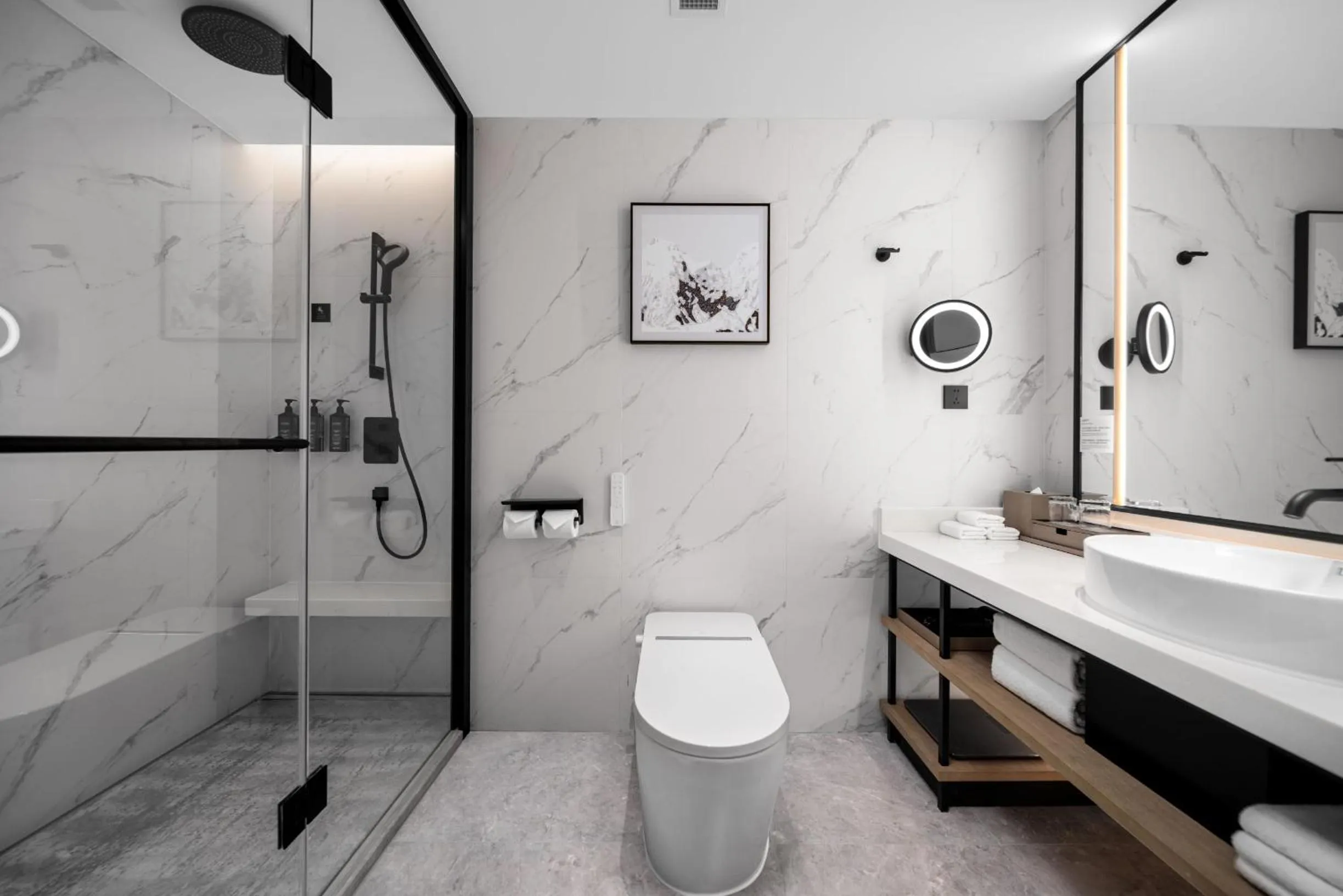 Toilet in Sheraton Chengdu Lido Hotel