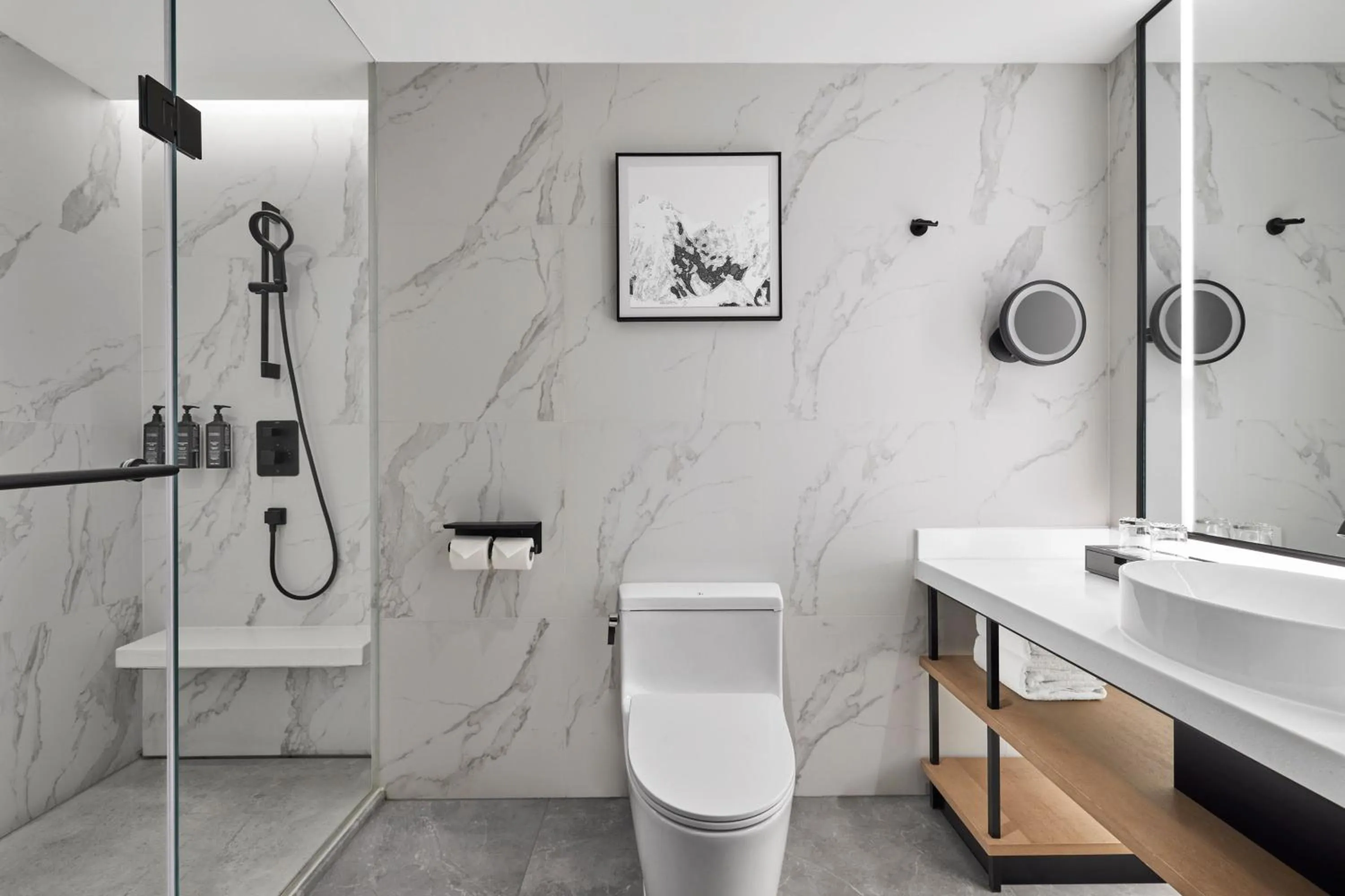 Bathroom in Sheraton Chengdu Lido Hotel