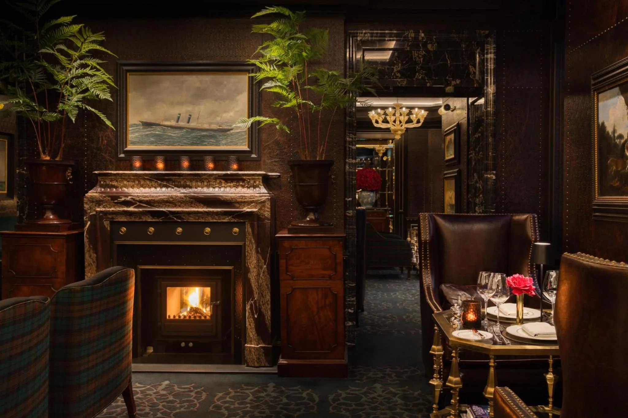 Restaurant/places to eat in 100 Princes Street