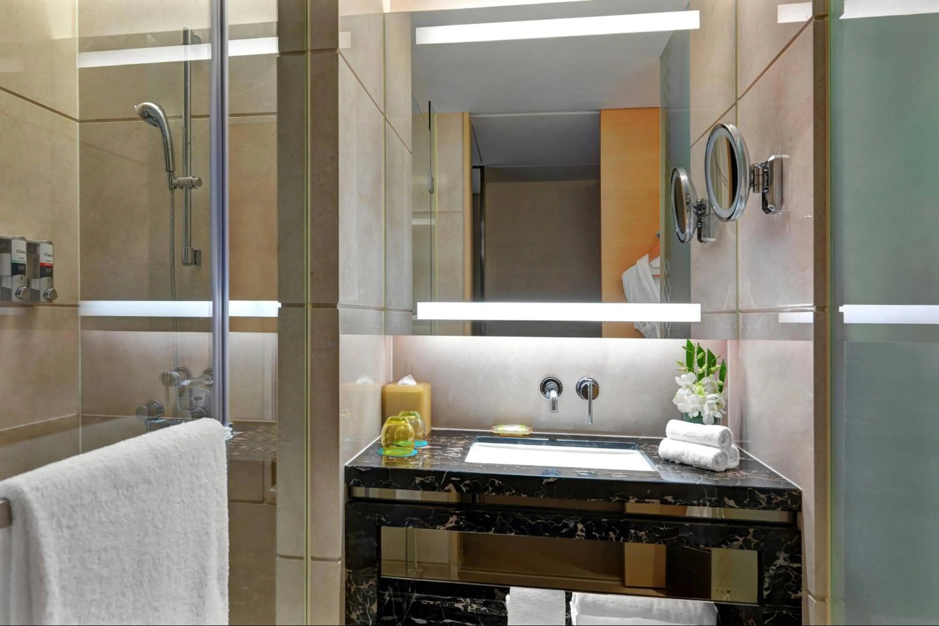 Bathroom in Four Points by Sheraton Guangzhou Financial City, Tianhe