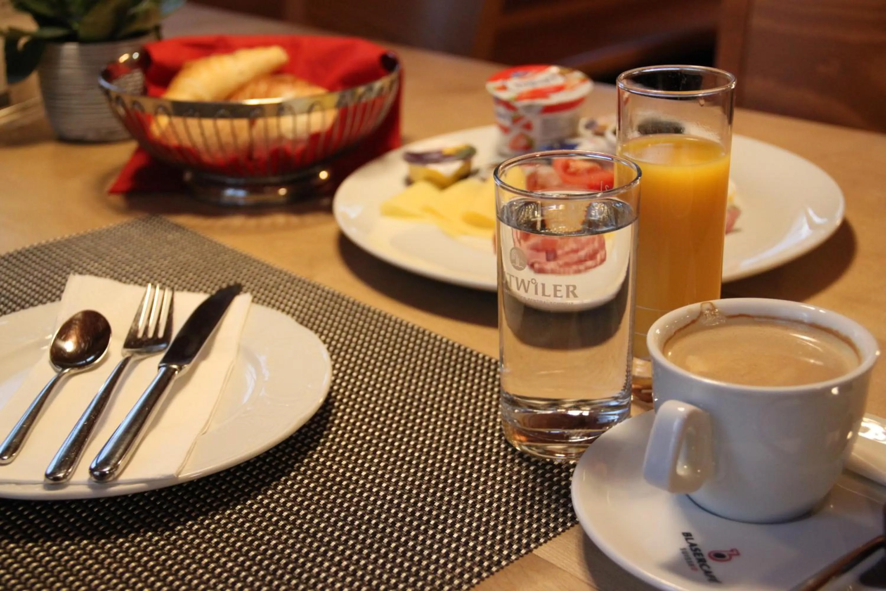 Breakfast in Gasthof zum Mohren