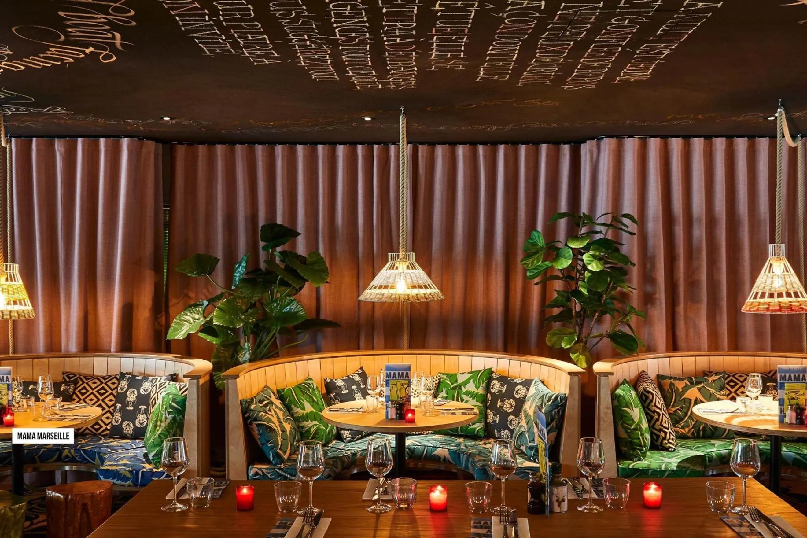 Restaurant/places to eat in Mama Shelter Marseille