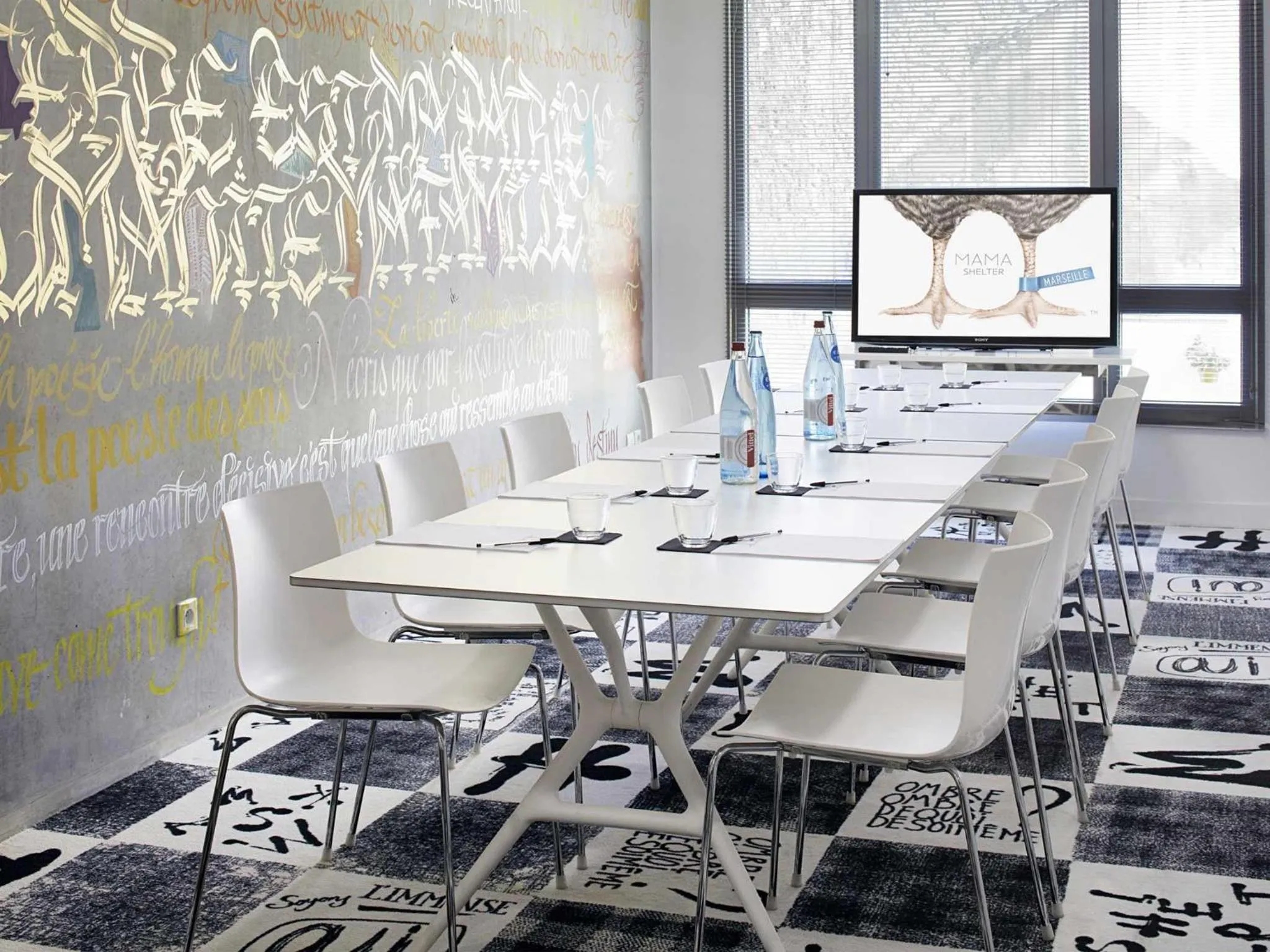 Meeting/conference room in Mama Shelter Marseille