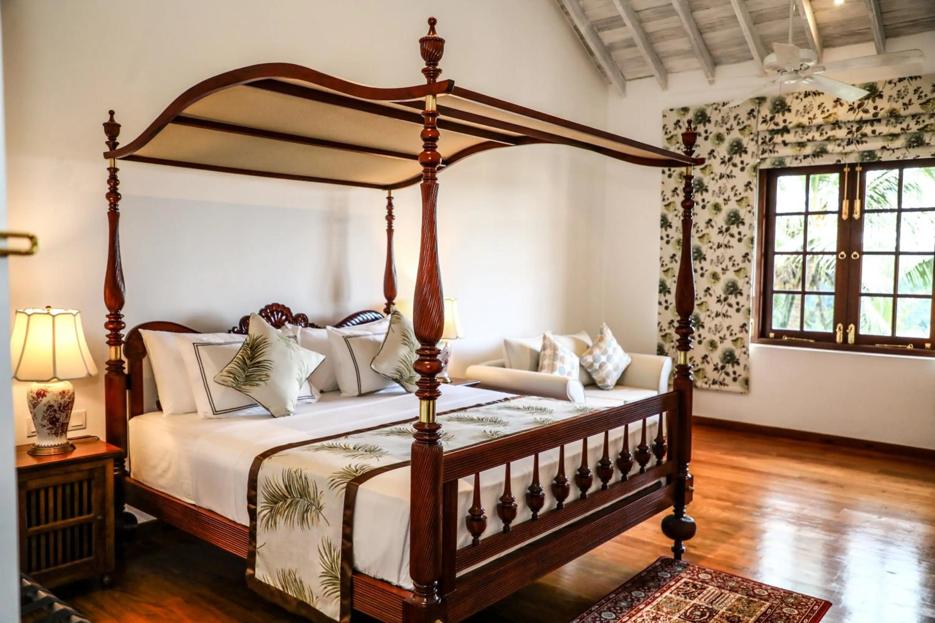 Bed in Coffee Bungalow Kandy