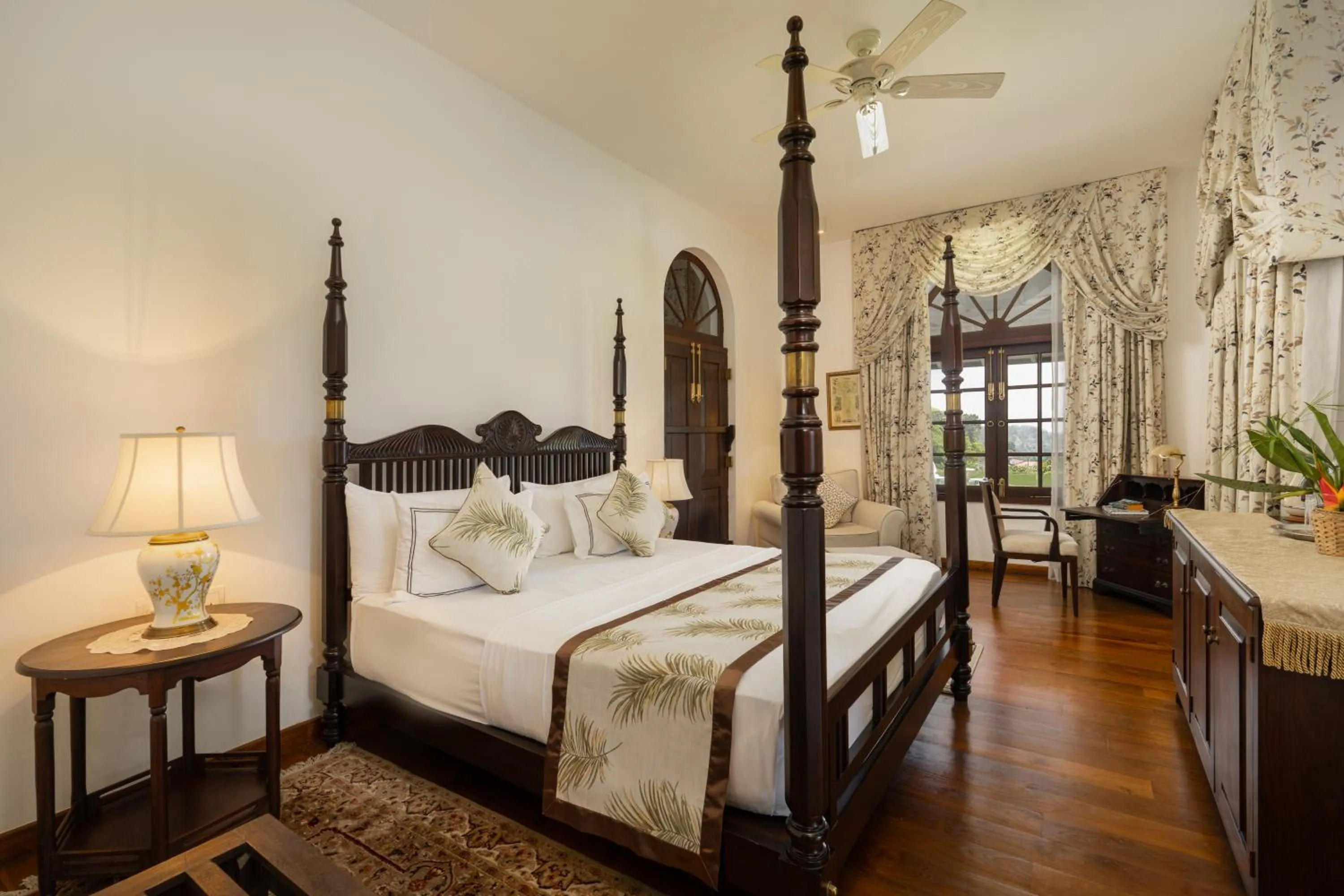 Bedroom, Bed in Coffee Bungalow Kandy