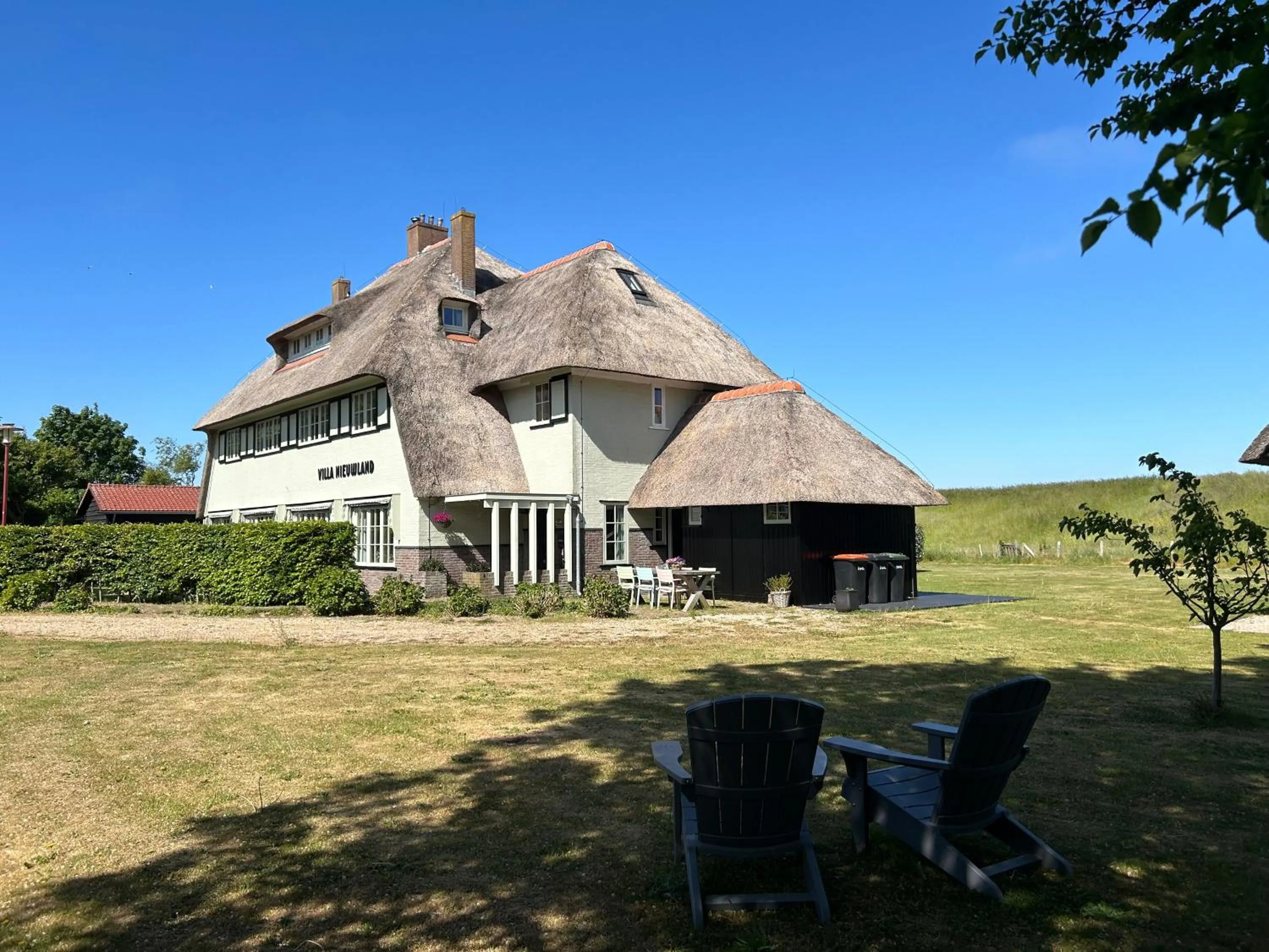 Garden in Villa Nieuwland B&B
