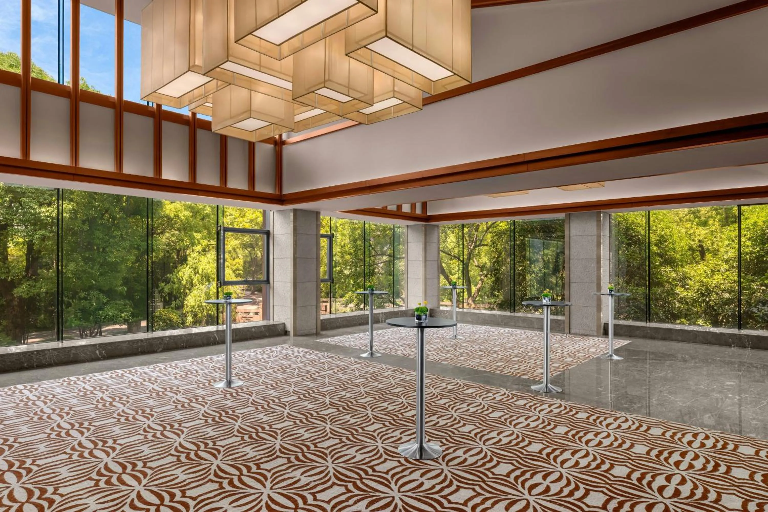 Meeting/conference room in Sheraton Grand Hangzhou Wetland Park Resort