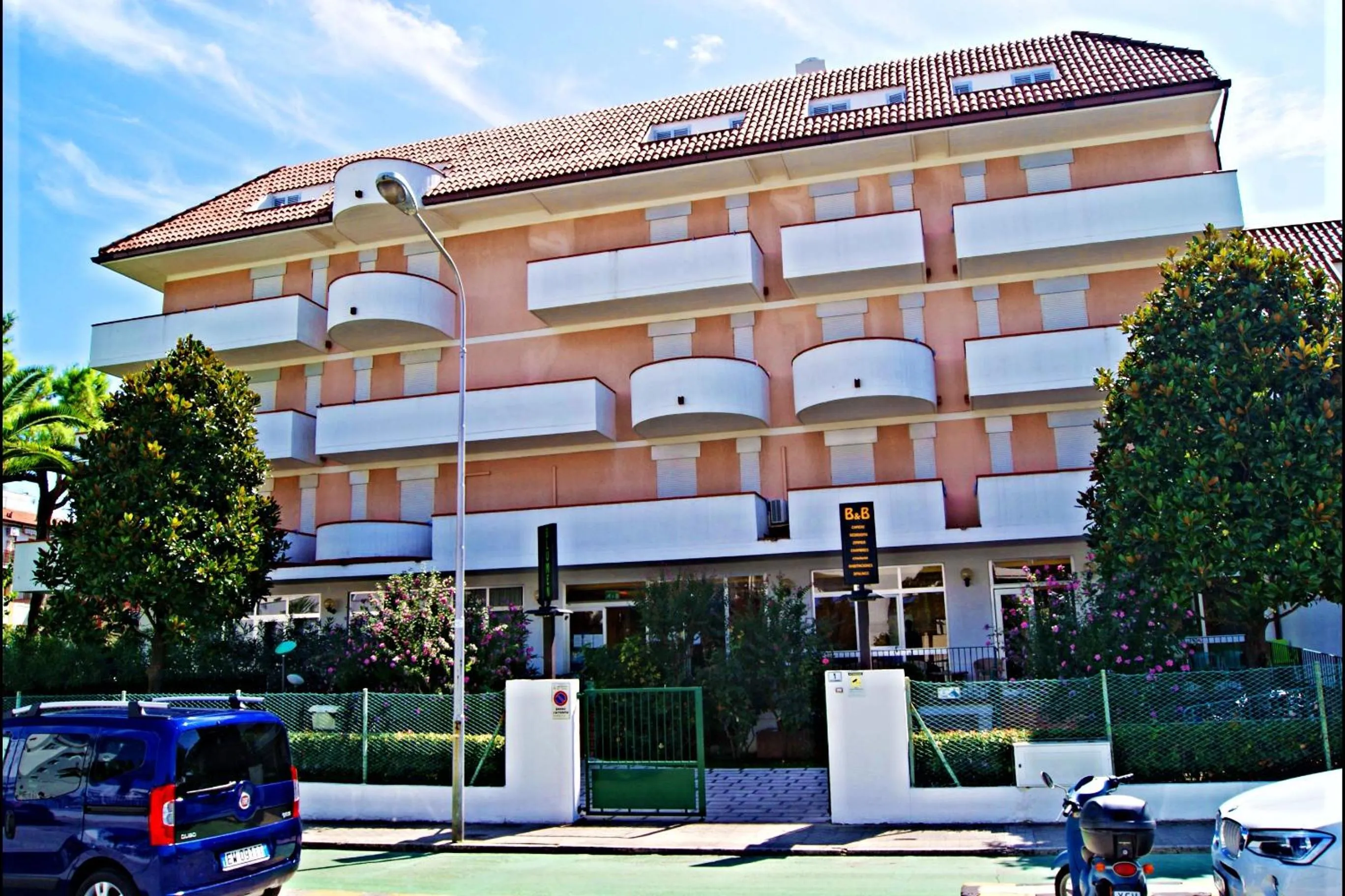 Facade/entrance in Hotel Blumen