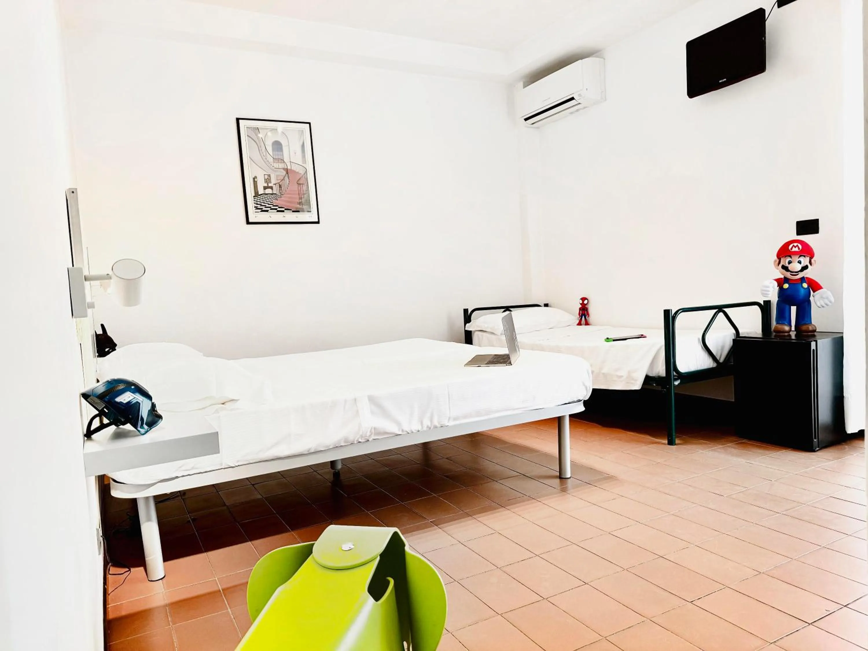 Bedroom, Bed in Hotel Blumen