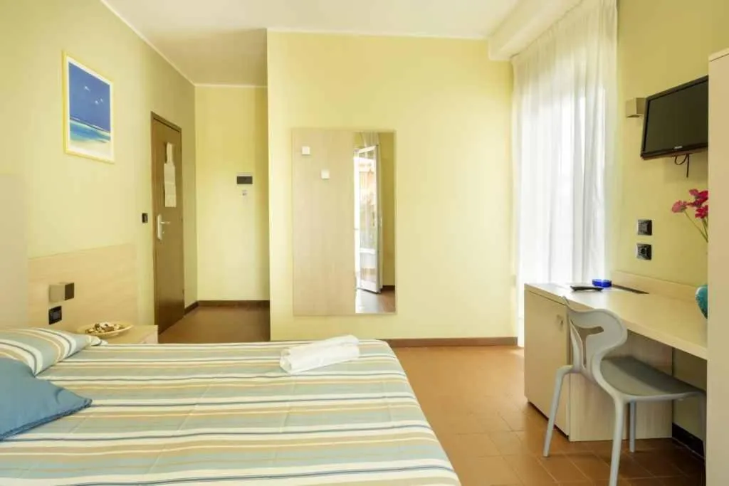 TV and multimedia, Bed in Hotel Blumen