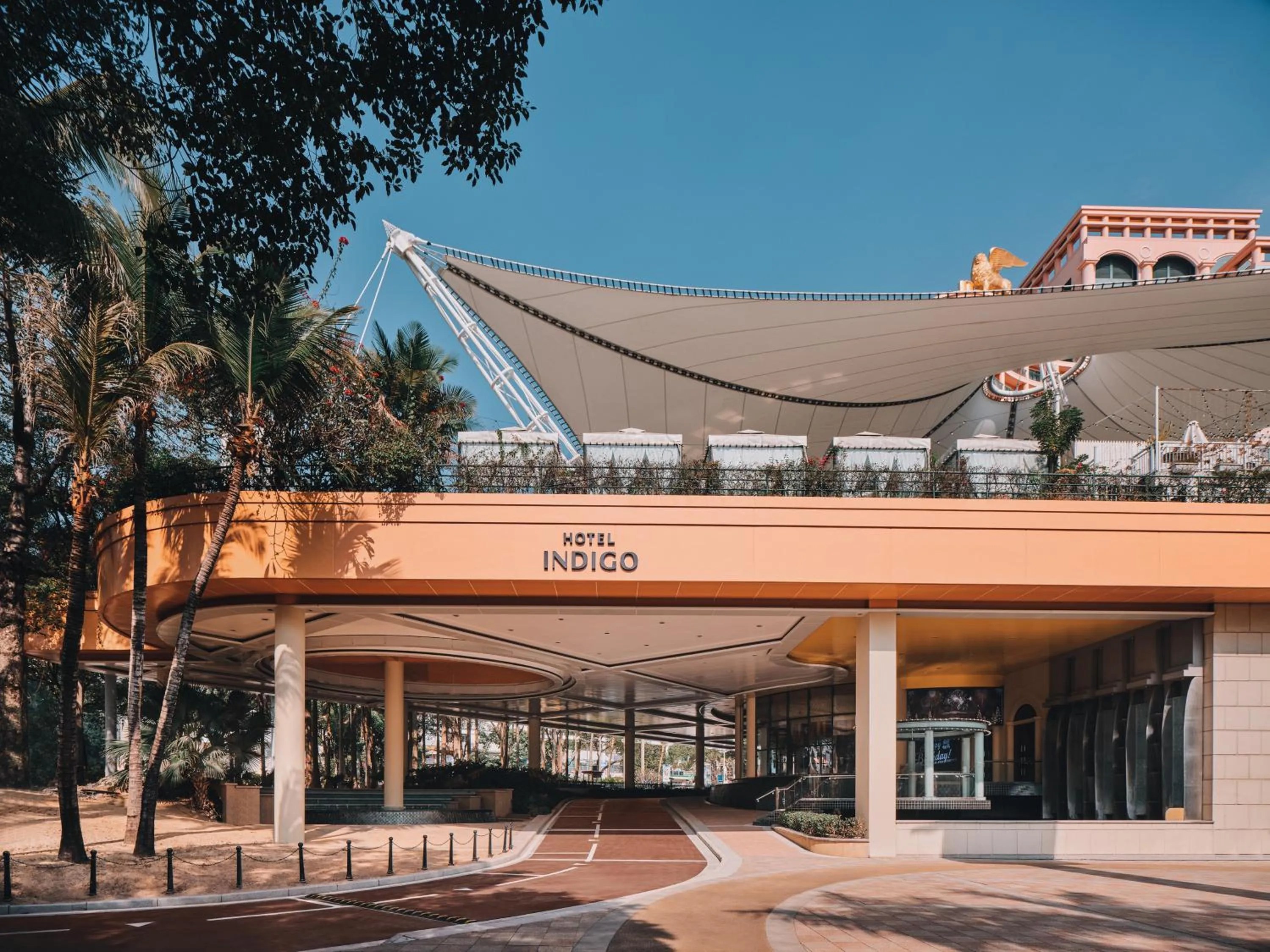 Property building in Hotel Indigo Shenzhen Overseas Chinese Town by IHG