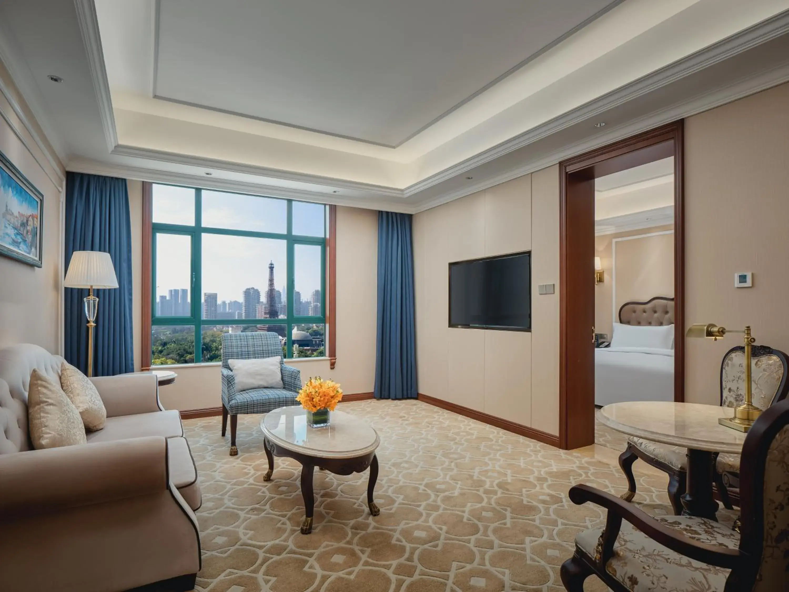 One-Bedroom King Suite in Hotel Indigo Shenzhen Overseas Chinese Town by IHG One-Bedroom King Suite in Hotel Indigo Shenzhen Overseas Chinese Town by IHG