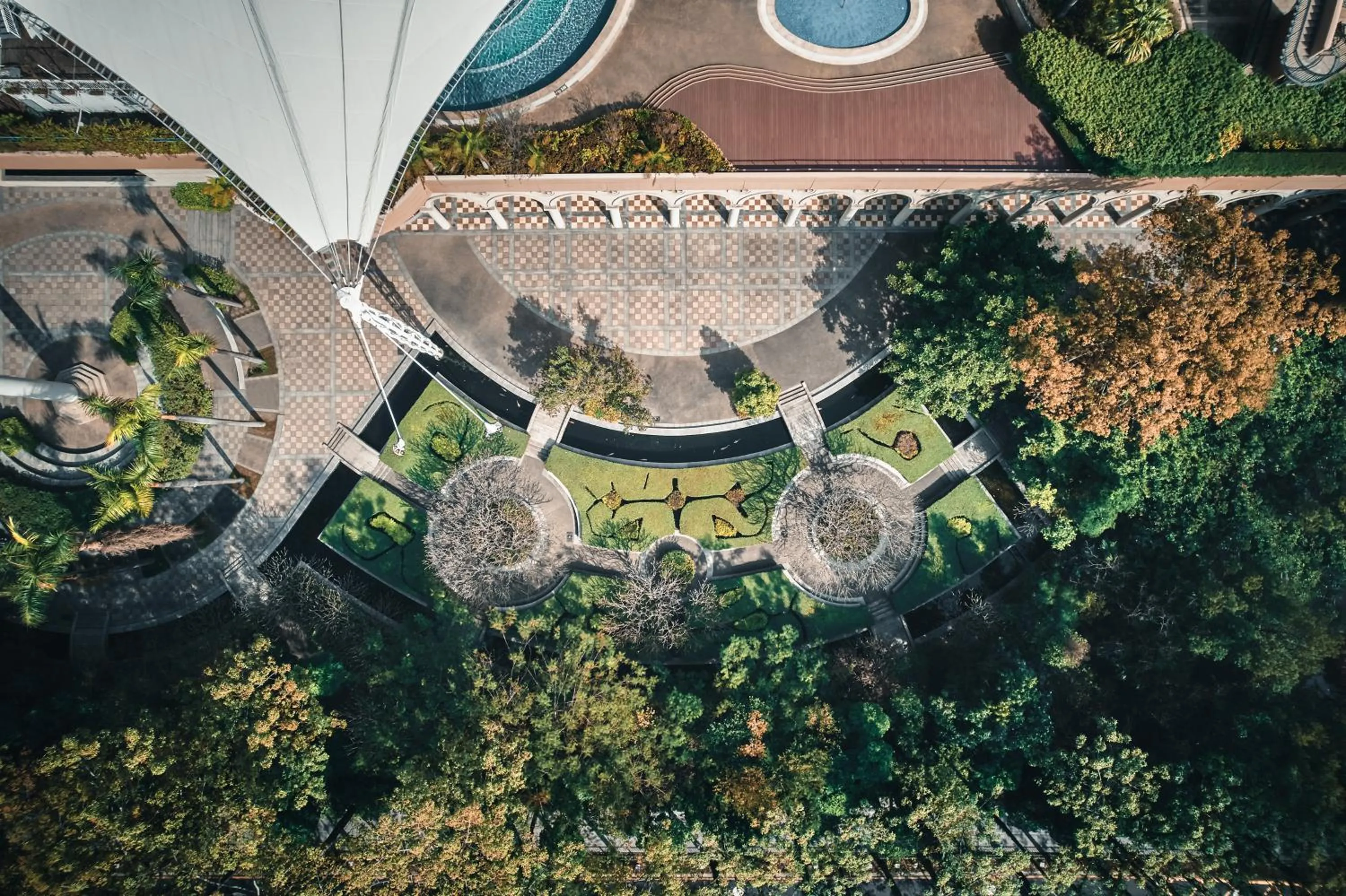 Garden in Hotel Indigo Shenzhen Overseas Chinese Town by IHG