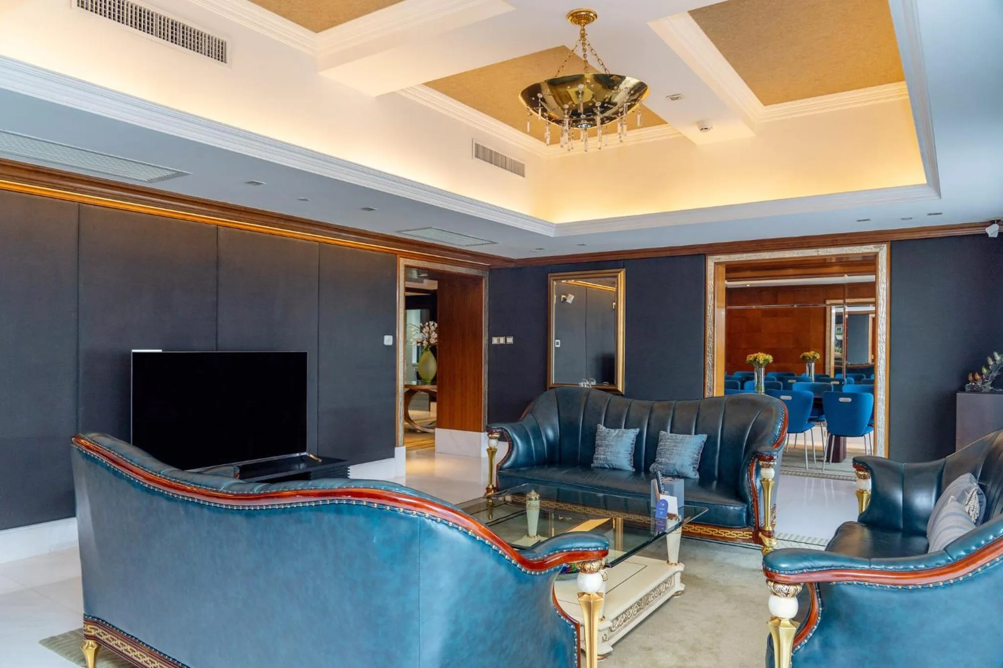 Photo of the whole room in Hotel Indigo Shenzhen Overseas Chinese Town by IHG