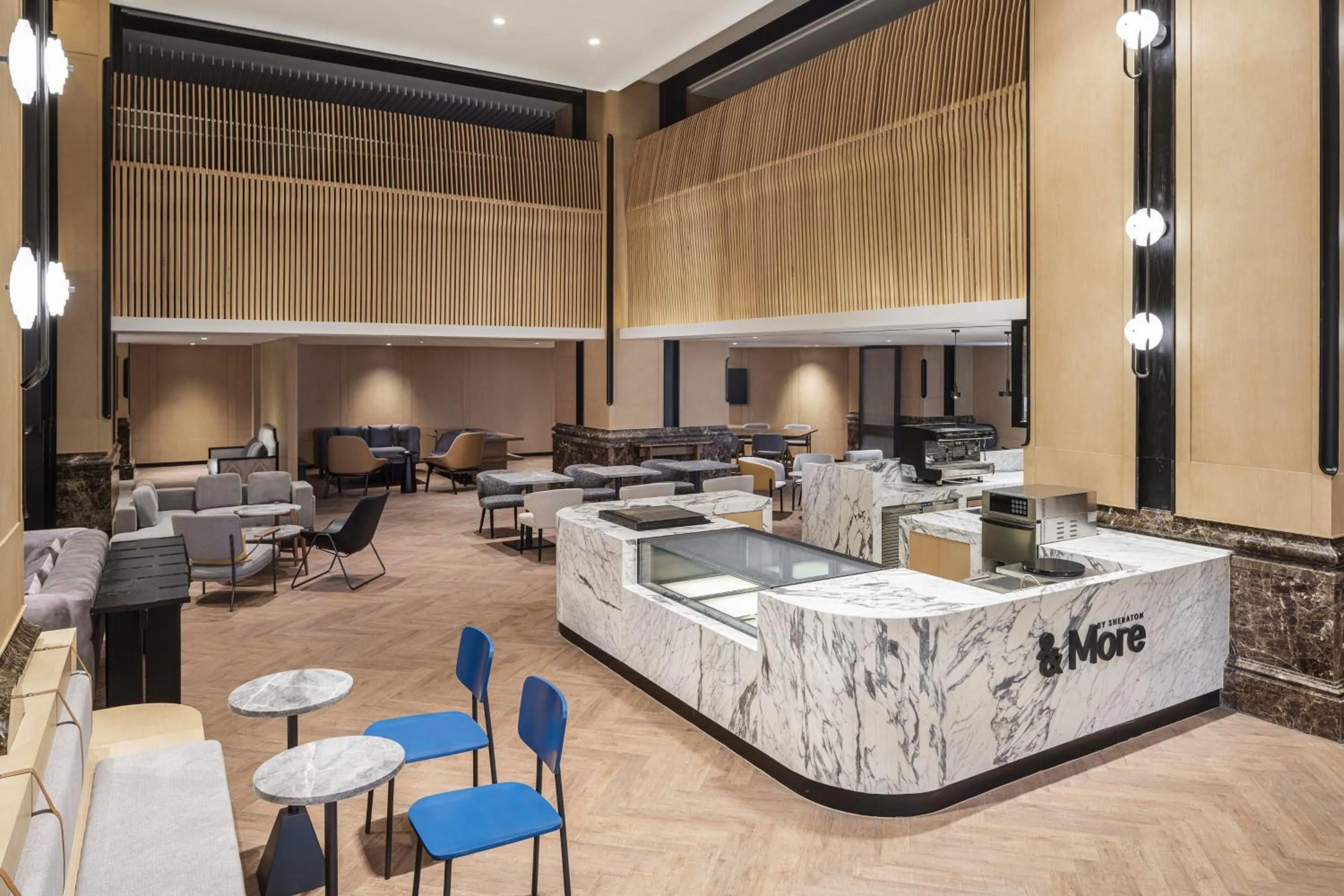 Lounge or bar in Sheraton Nanjing Kingsley Hotel & Towers