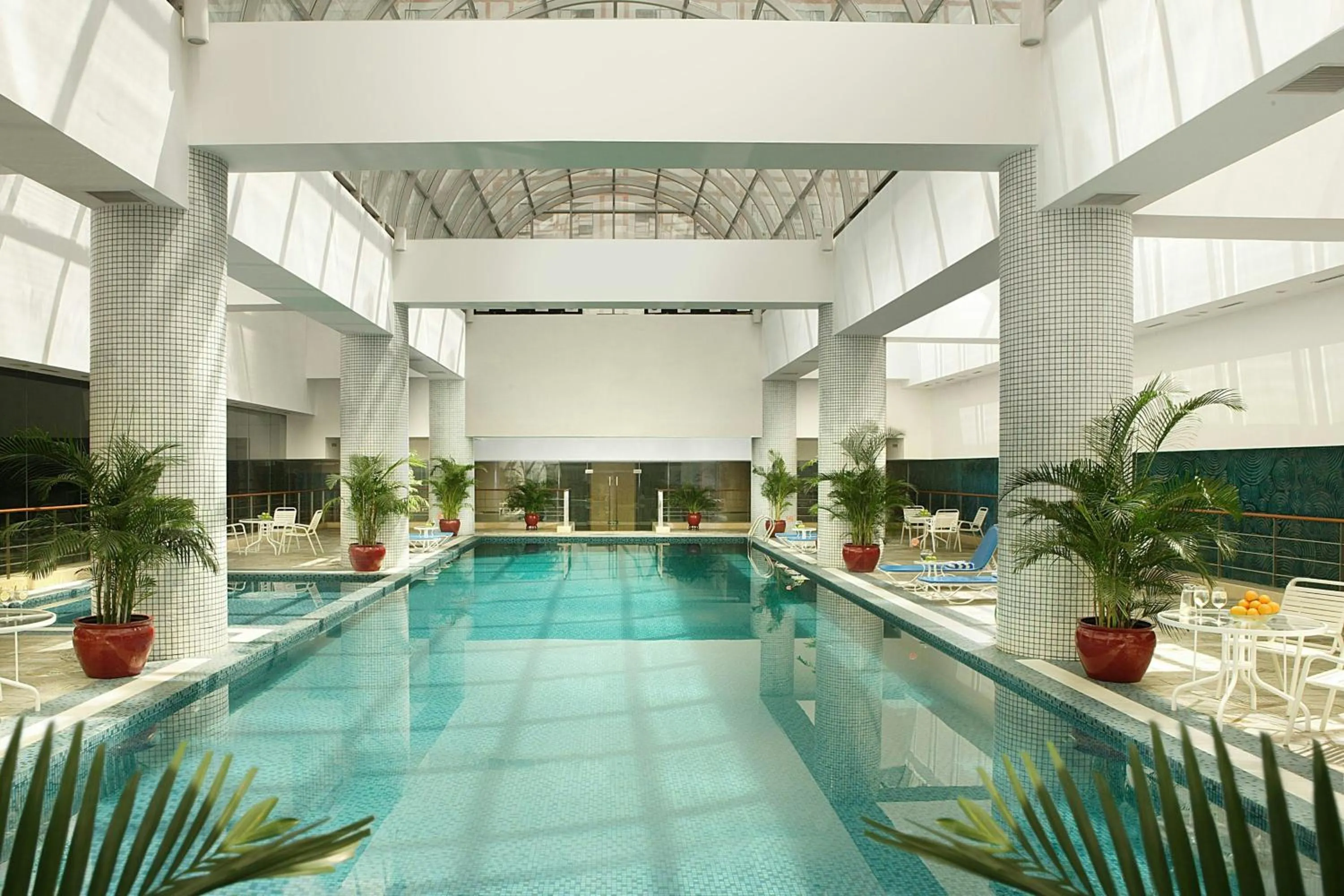 Swimming pool in Sheraton Ningbo Hotel