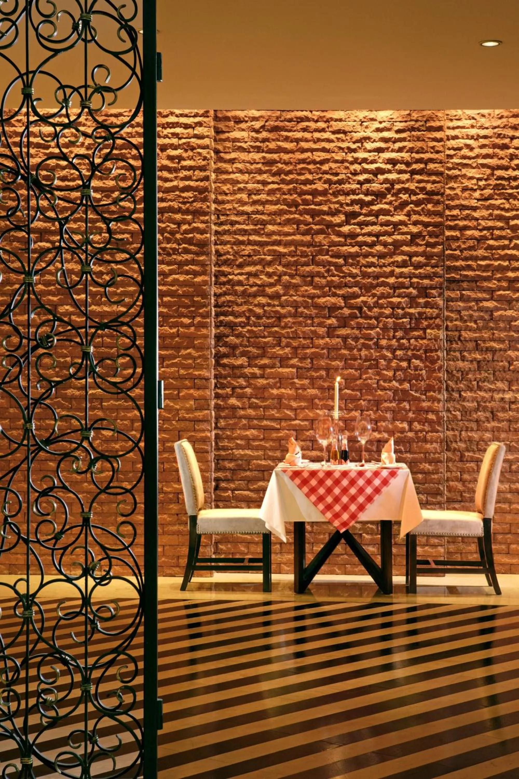 Restaurant/places to eat in Sheraton Ningbo Hotel