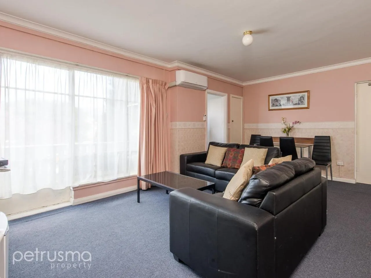 Living room, Seating Area in Hobart Apartments