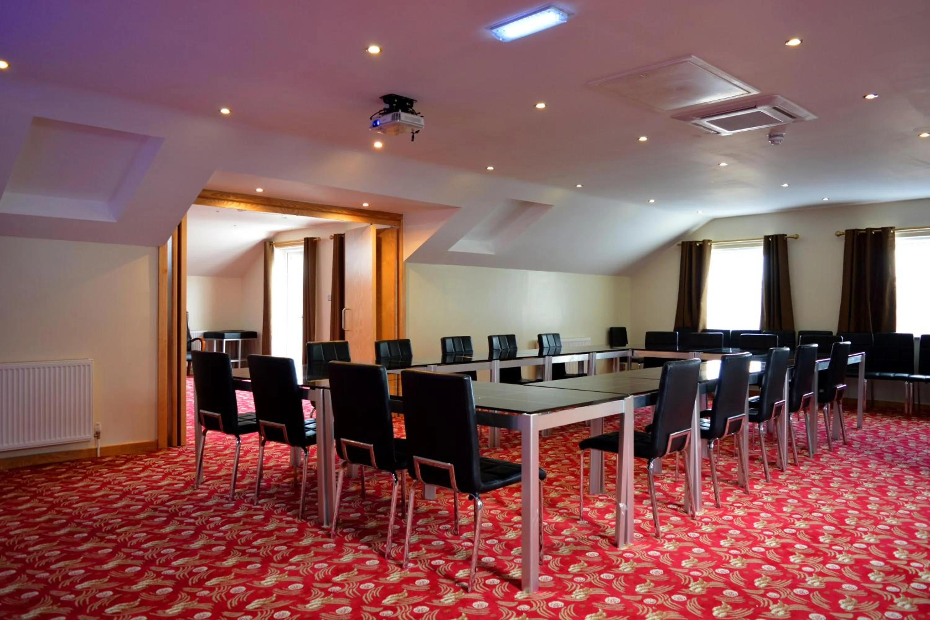 Meeting/conference room in Cambridge Hotel