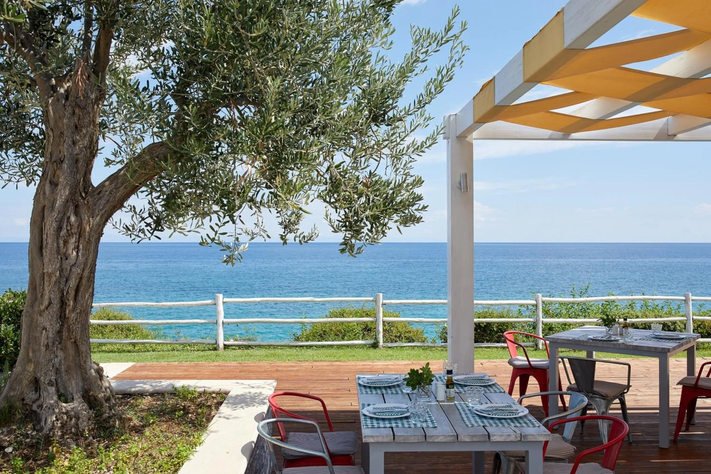 Restaurant/places to eat in Cavo Olympo Luxury Hotel & Spa - Adult Only