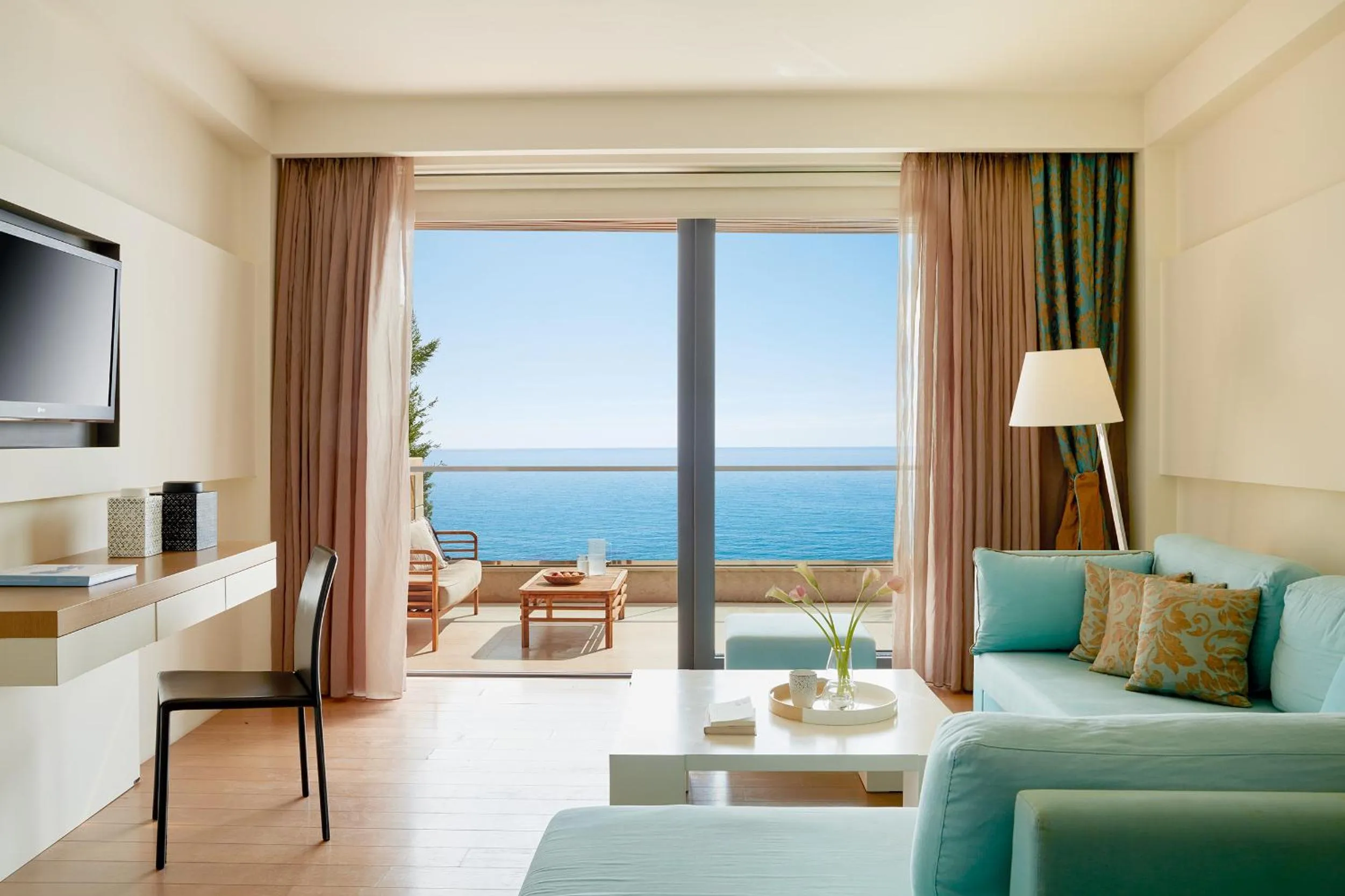 Living room in Cavo Olympo Luxury Hotel & Spa - Adult Only