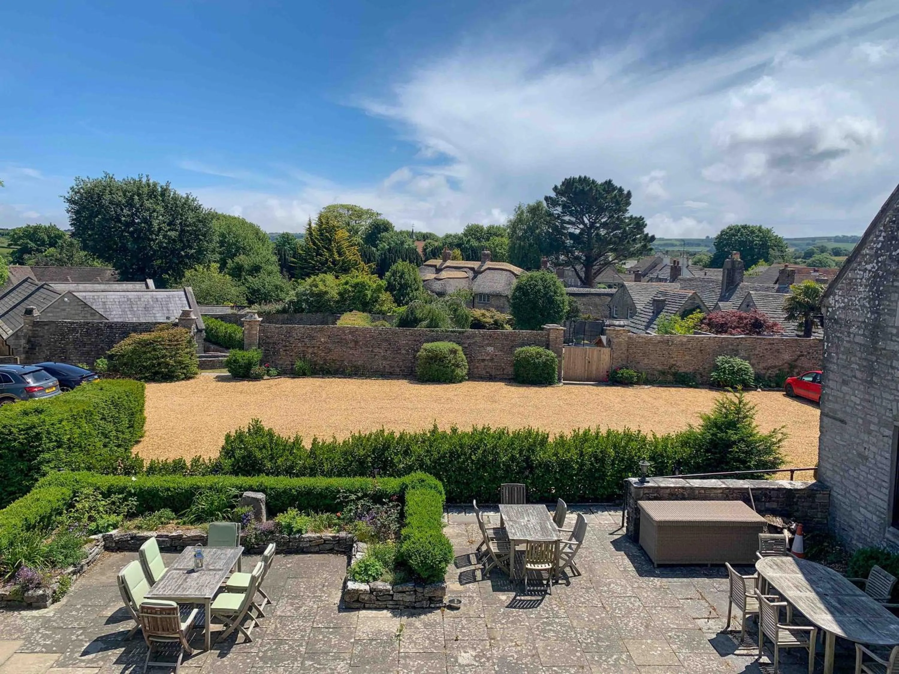 Garden view in Mortons Manor