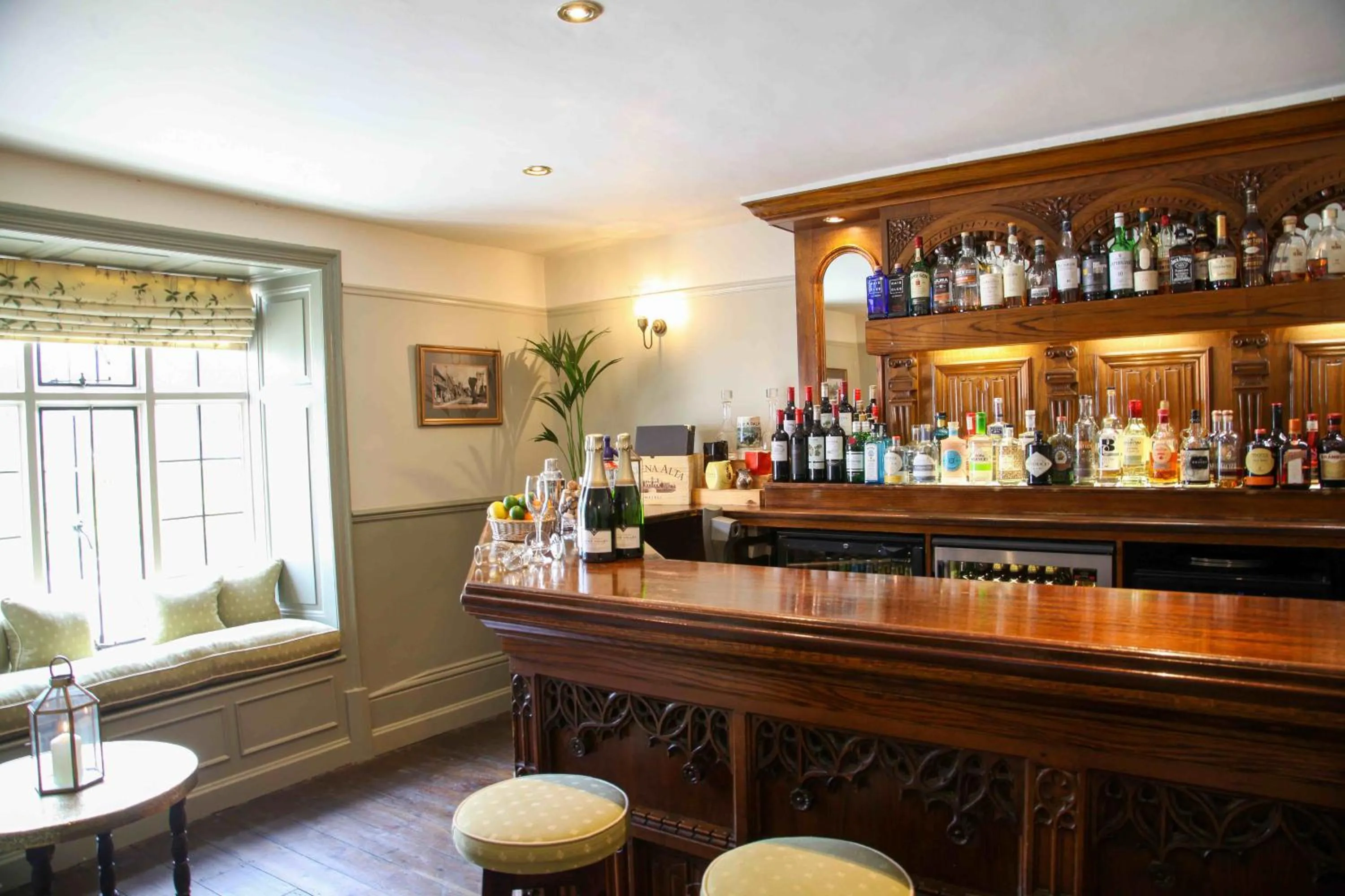 Lounge or bar in Mortons Manor